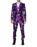 Costume en soie violette à motif animalier de Dolce & Gabbana, composé de trois pièces élégantes et sophistiquées.