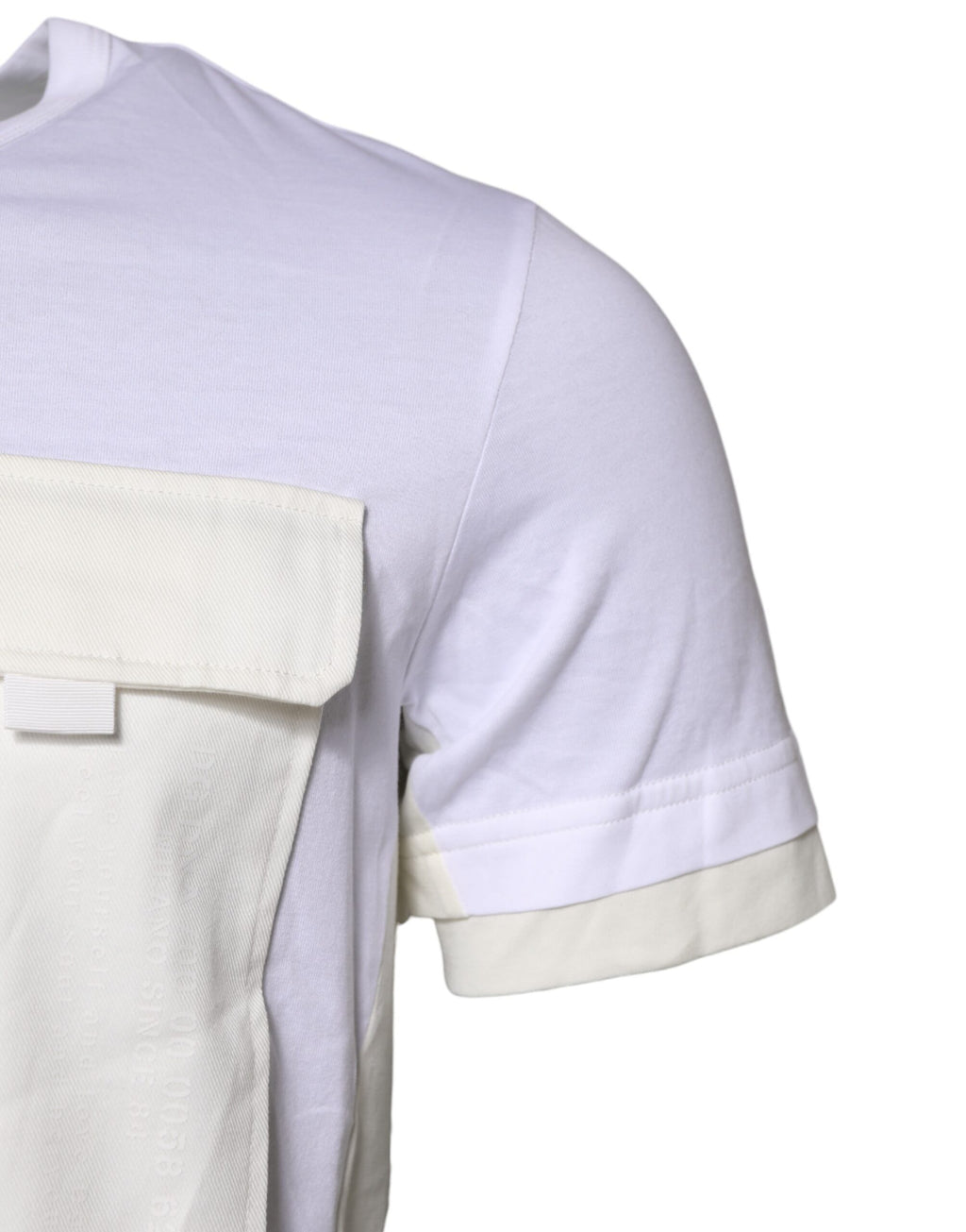 T-shirt blanc en coton Dolce & Gabbana à manches courtes avec poche, vue de face.
