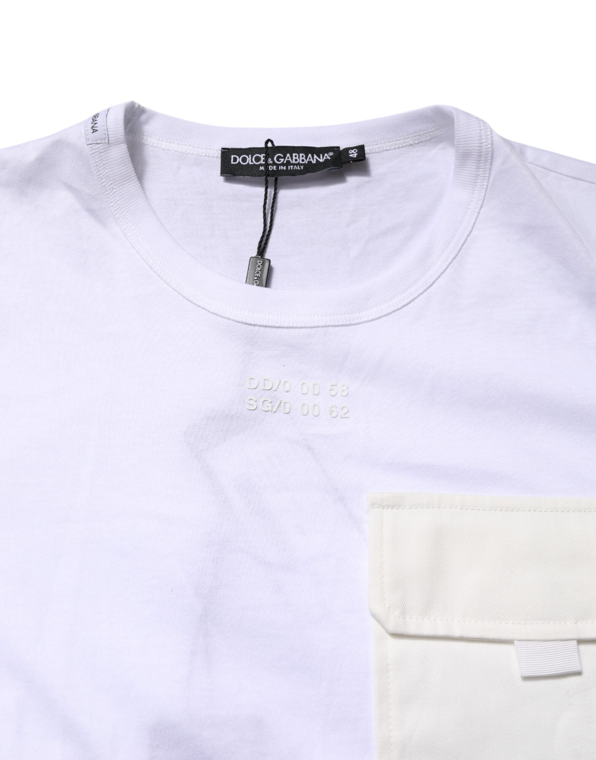 T-shirt blanc en coton Dolce & Gabbana à manches courtes avec poche, vue de face.