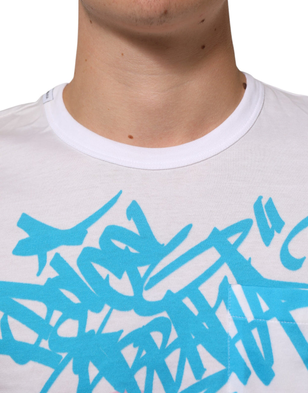 T-shirt blanc à col rond Dolce & Gabbana avec imprimé graphique en coton, vue de face.