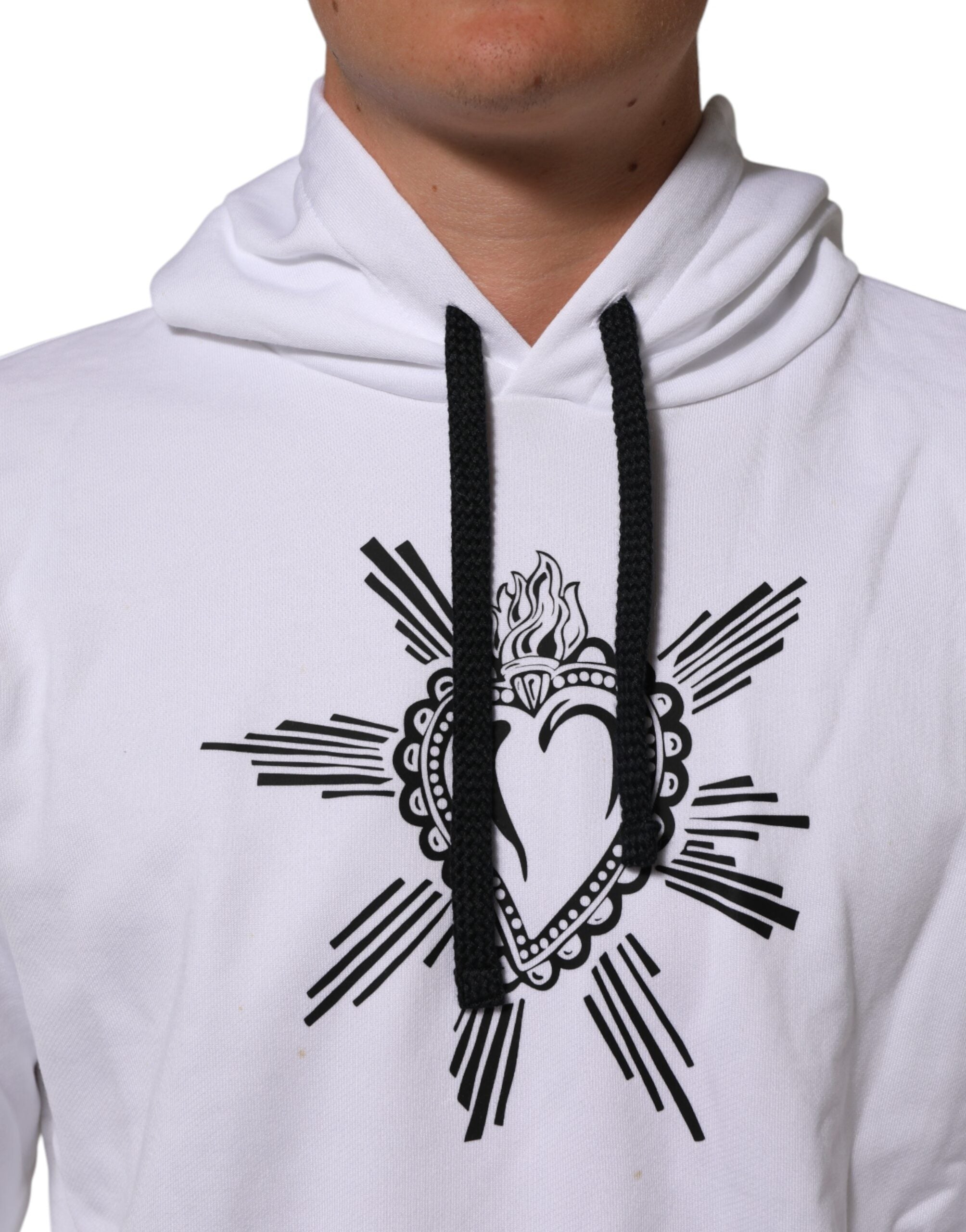 Sweat à capuche blanc Dolce & Gabbana Sacred Heart avec motif cœur sacré et détails élégants, vue de face.