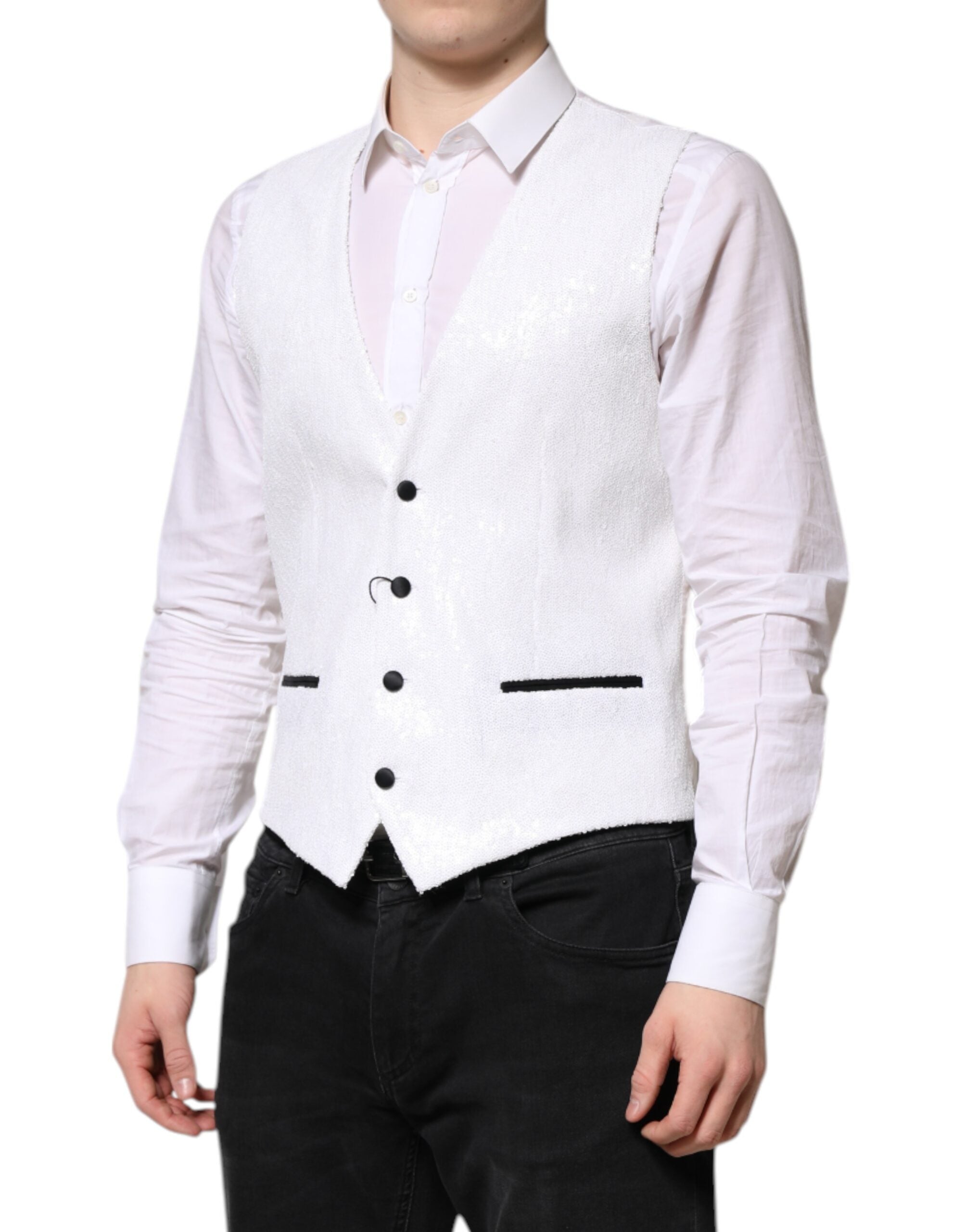 Veste de costume blanche à sequins Dolce & Gabbana, robe formelle élégante avec taille ajustée, portée avec style.