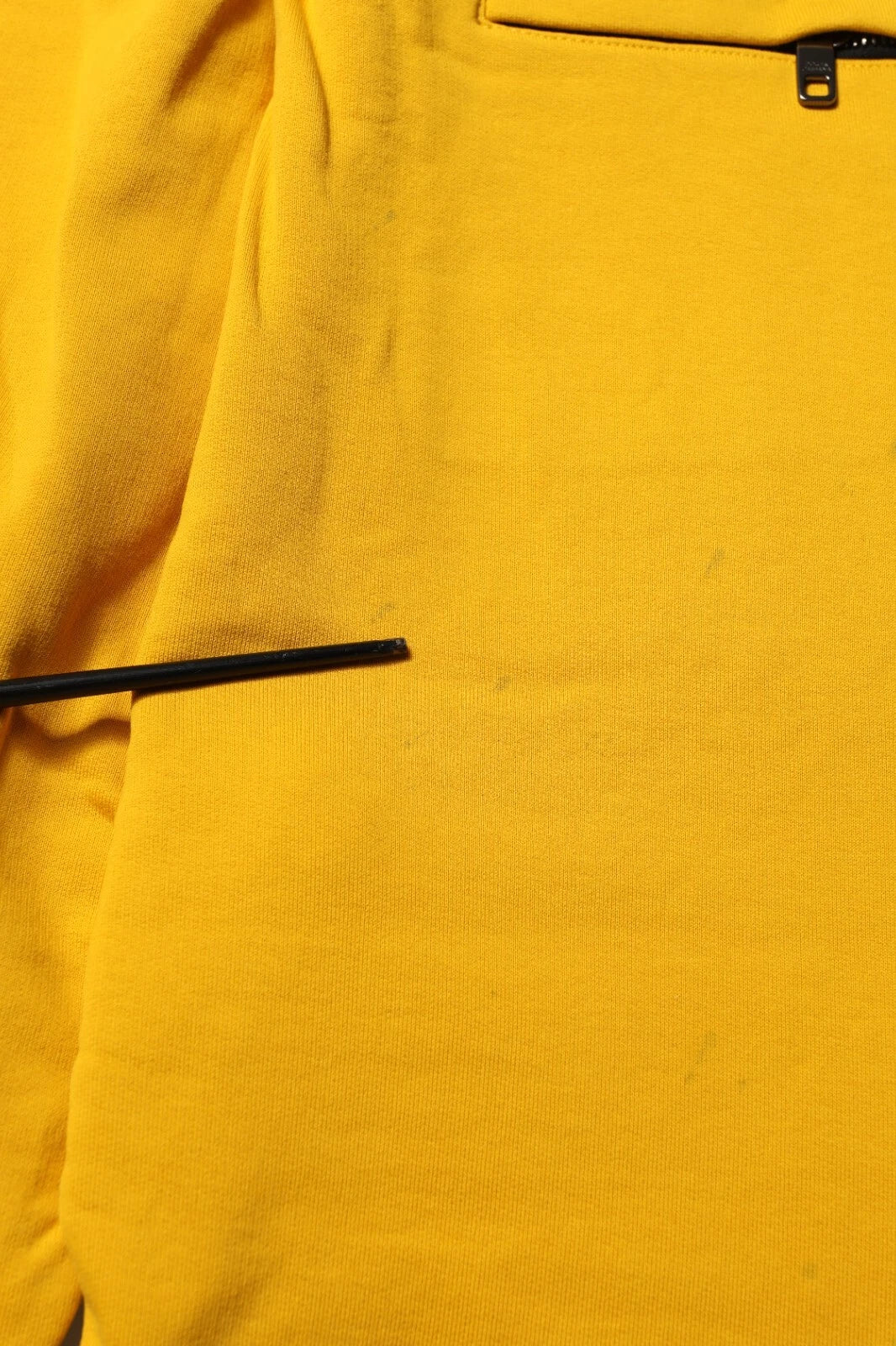 Pantalon de jogging en coton jaune de Dolce & Gabbana, pantalon décontracté pour homme avec coupe confortable.
