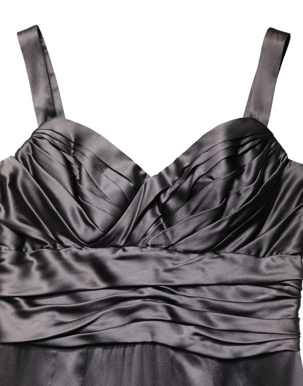 Robe noire en satin sans manches de Dolce & Gabbana avec décolleté en cœur, élégante et sophistiquée.