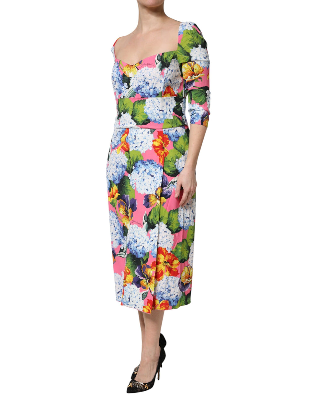 Robe midi plissée Dolce & Gabbana à fleurs multicolores, coupe cintrée et élégante, pour femme.