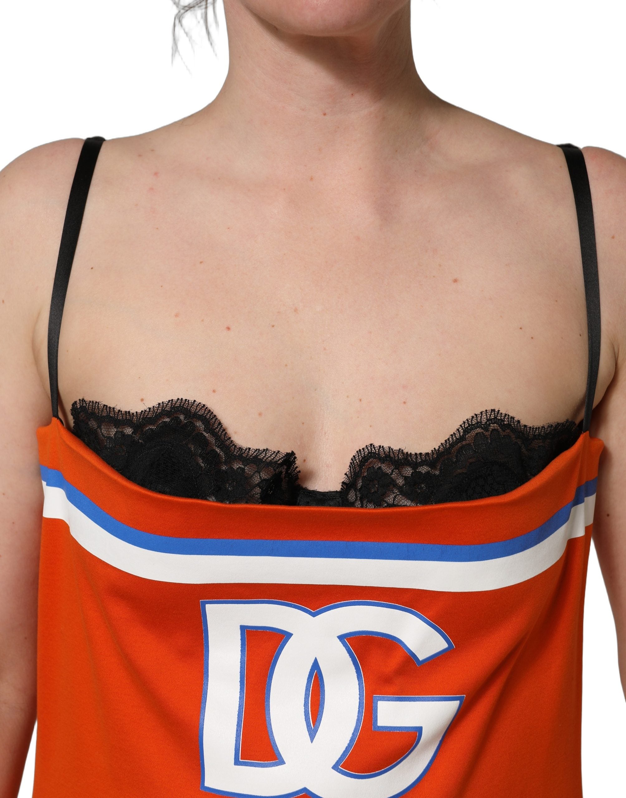 Robe courte en coton orange inspirée du football américain, Dolce & Gabbana, style mini dress avec motif sportif.
