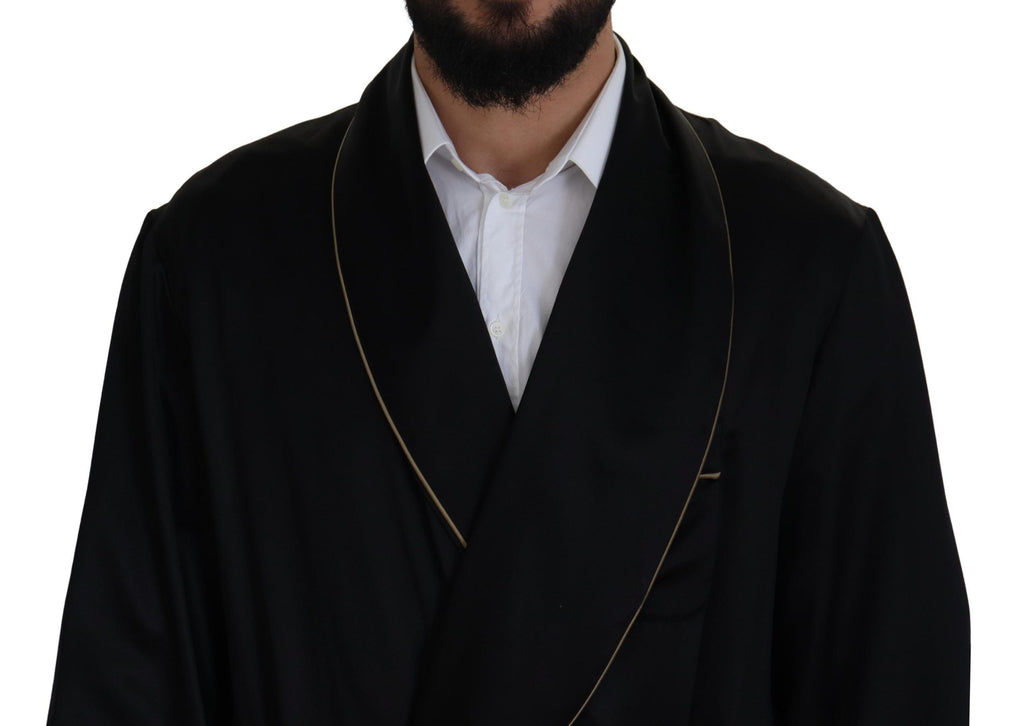 Robe-coat en soie noire de Dolce & Gabbana, veste ample en soie avec ceinture, élégante et sophistiquée.