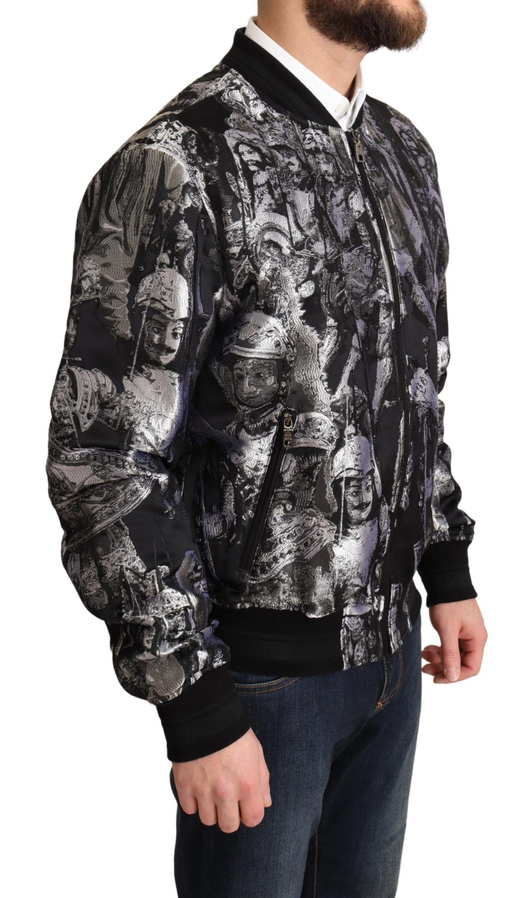 Veste bomber Dolce & Gabbana noire avec motifs Puppi en argent, design élégant et tendance, vue de face.