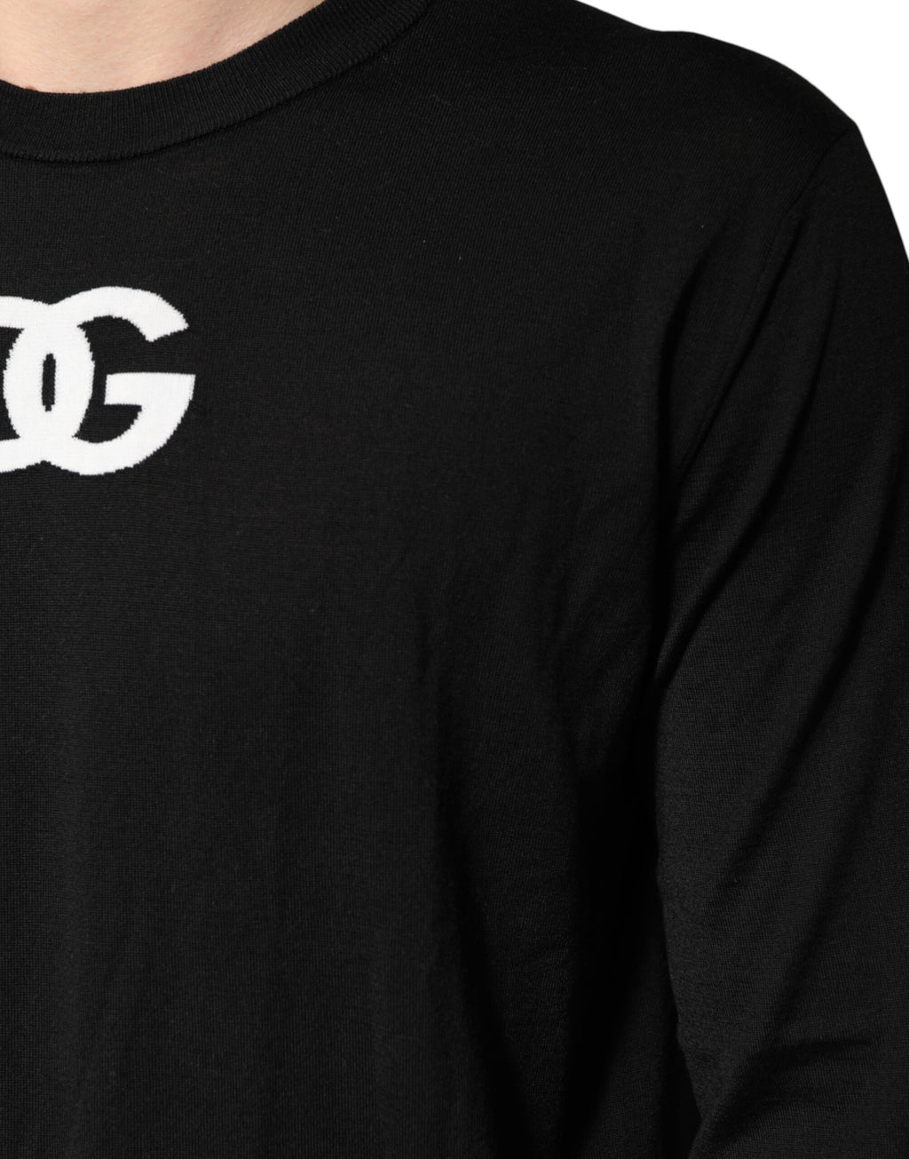 Pull homme Dolce & Gabbana en laine noire avec col ras du cou, style décontracté et élégant.