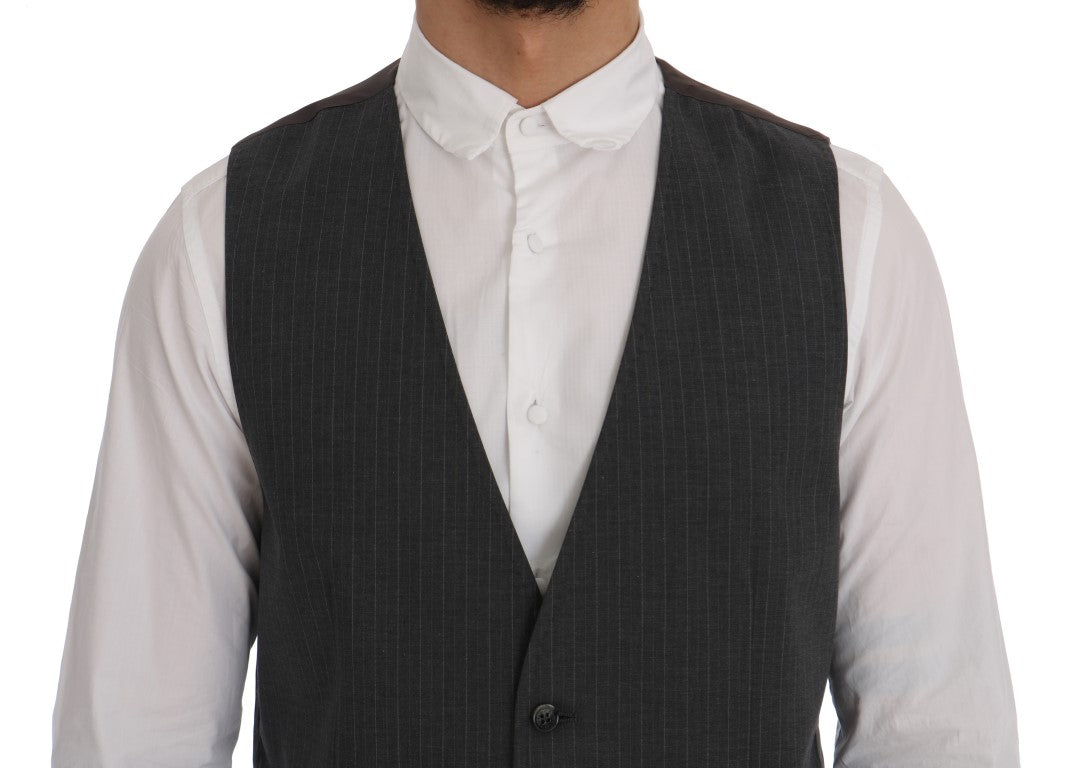 Gilet gris à rayures en coton Dolce & Gabbana STAFF, détail de la texture et du design élégant.