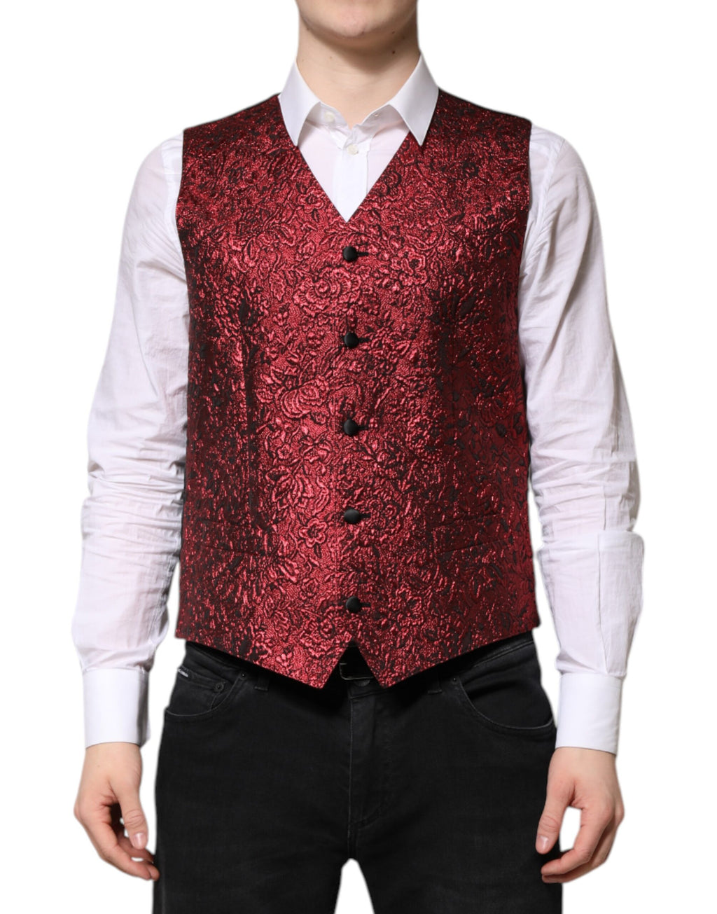 Gilet homme Dolce & Gabbana en brocart fleuri rouge, veste formelle élégante avec détails sophistiqués.