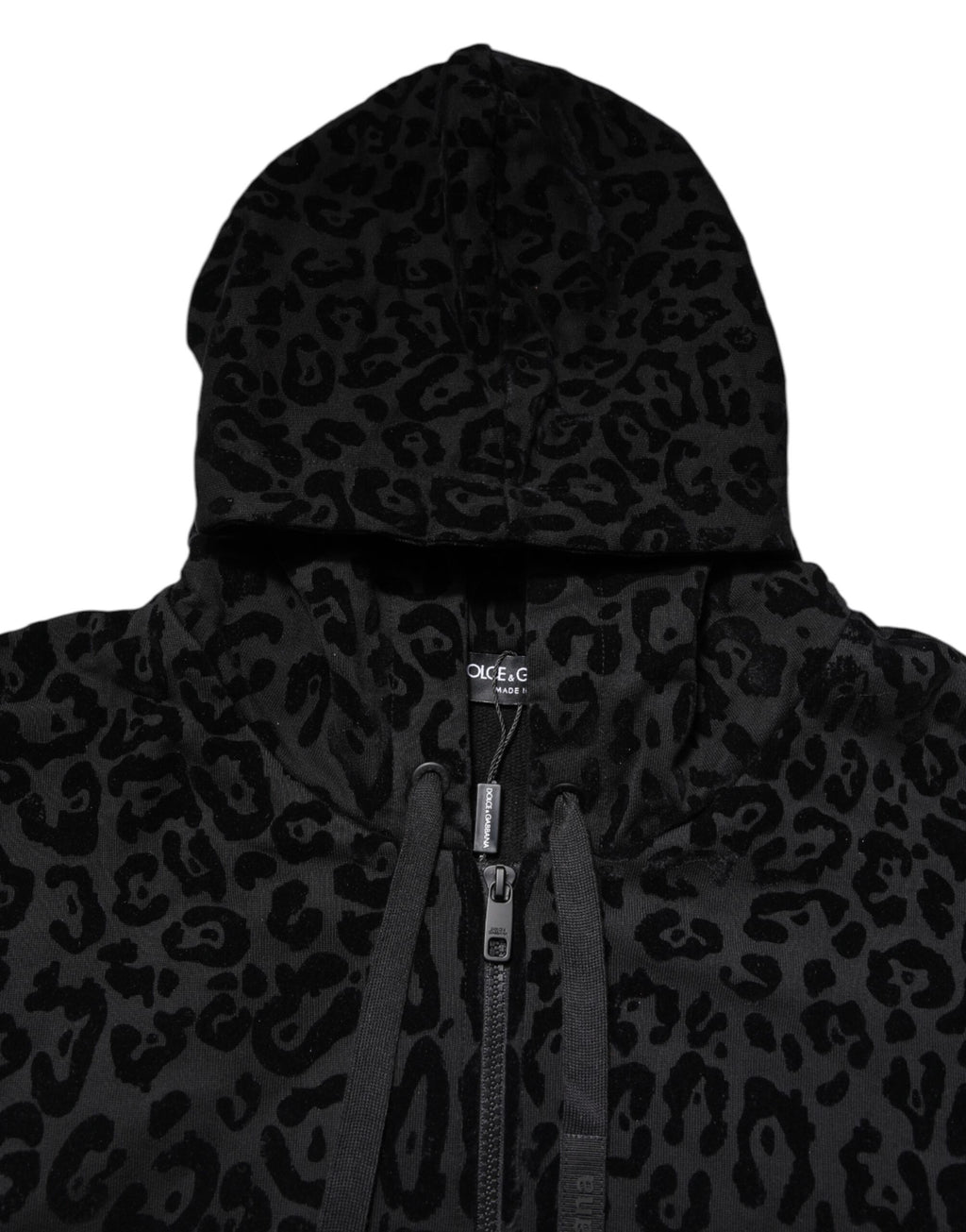 Sweat à capuche Dolce & Gabbana noir avec motif léopard complet, fermeture éclair et design élégant.