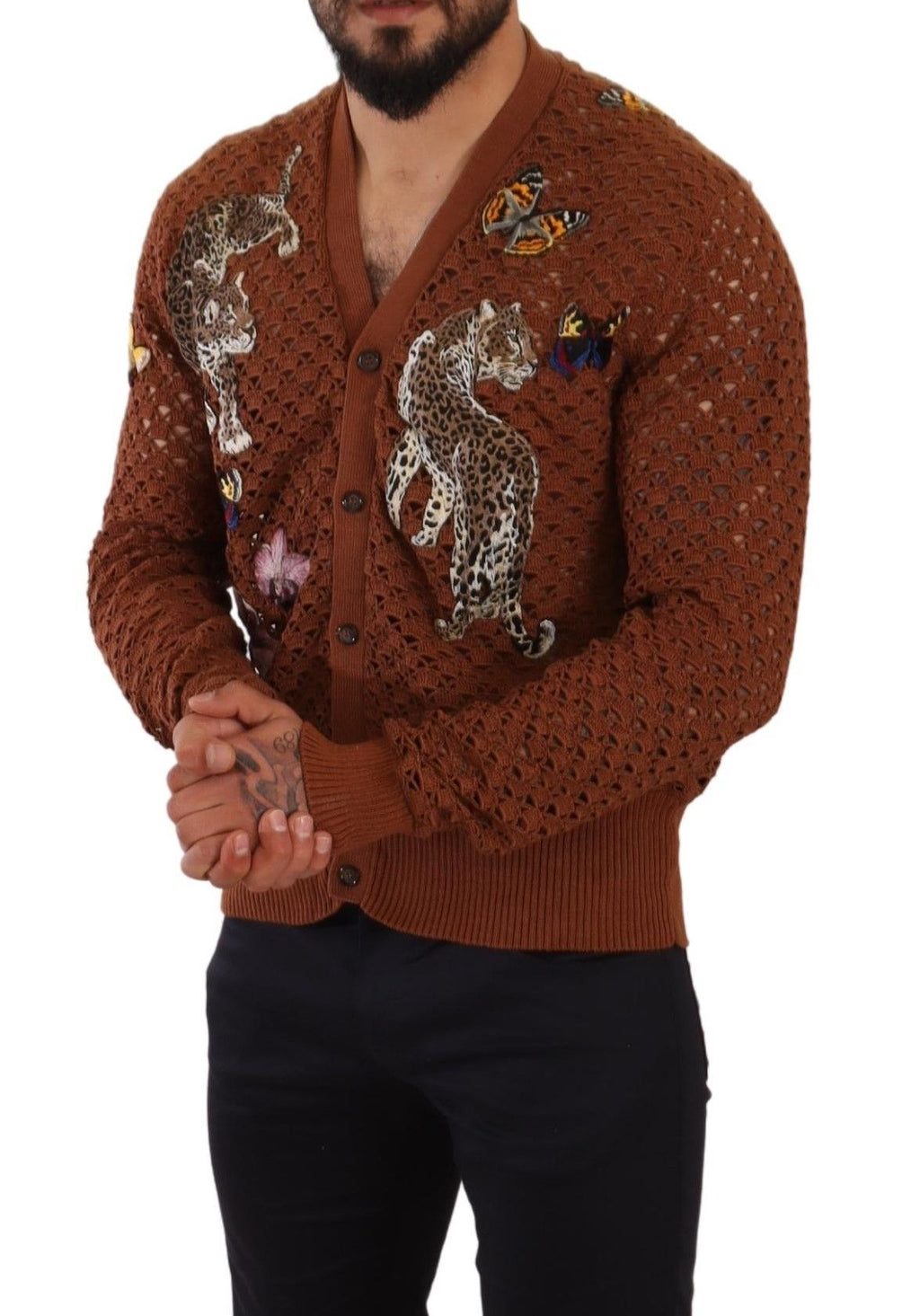 Cardigan Dolce & Gabbana marron avec motif léopard et papillon, douce laine, détails élégants, mode féminine sophistiquée.