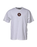 T-shirt blanc Dolce & Gabbana à manches courtes avec logo orné, style décontracté et moderne, visible sur l'image.