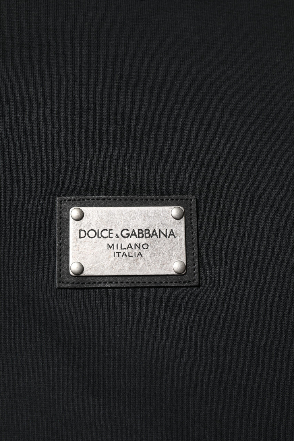 Sweat à capuche pour homme Dolce & Gabbana noir avec logo, fermeture éclair complète, style décontracté et moderne.