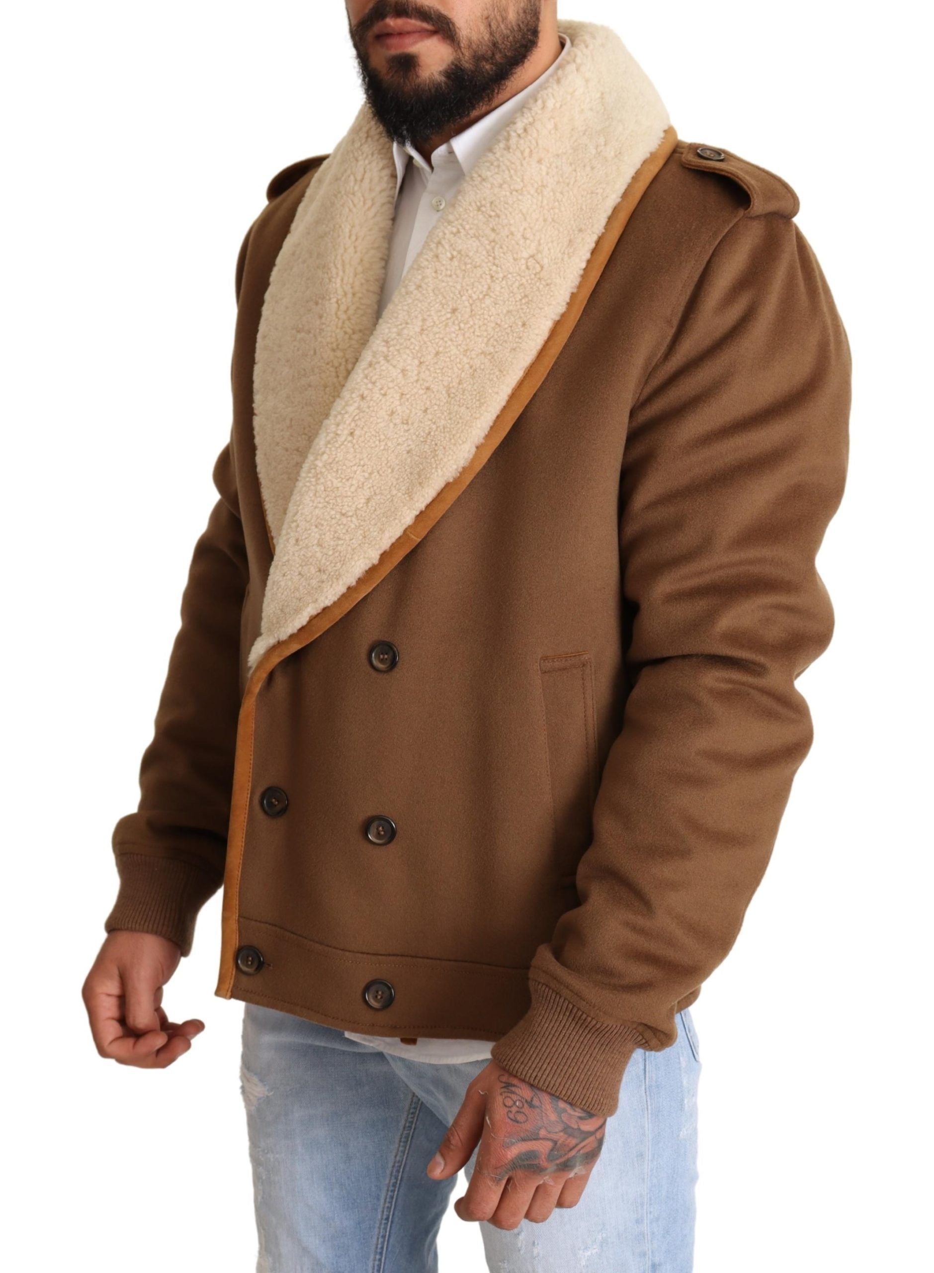 Manteau en shearling marron à double boutonnage de Dolce & Gabbana, veste élégante avec col en peau douce.