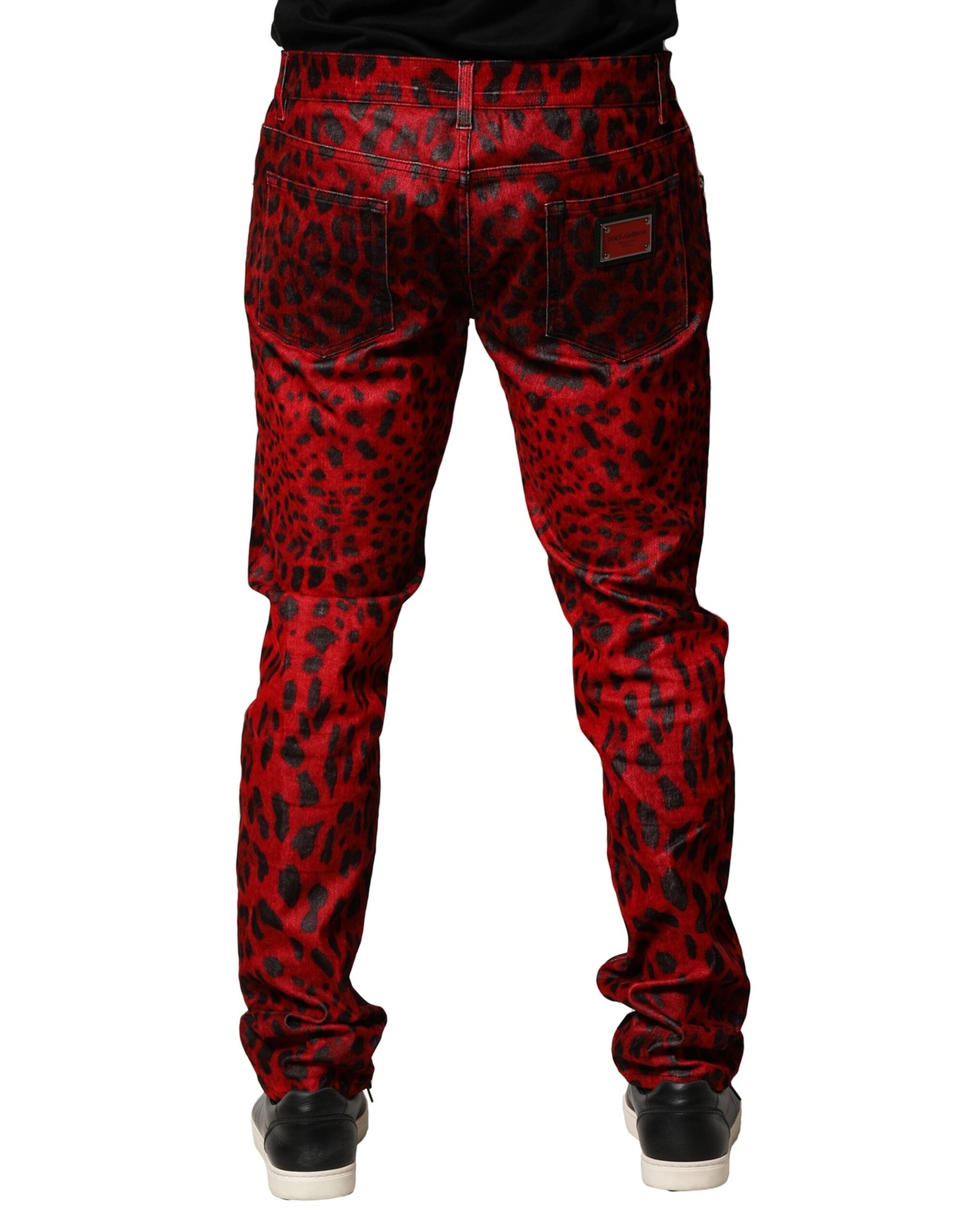 Jeans skinny en coton à imprimé léopard rouge de Dolce & Gabbana, style denim ajusté pour femmes.