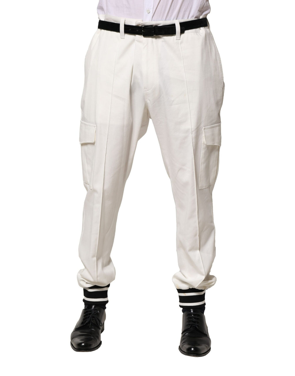 Pantalon cargo blanc pour homme Dolce & Gabbana en coton avec poches latérales et ceinture ajustable.