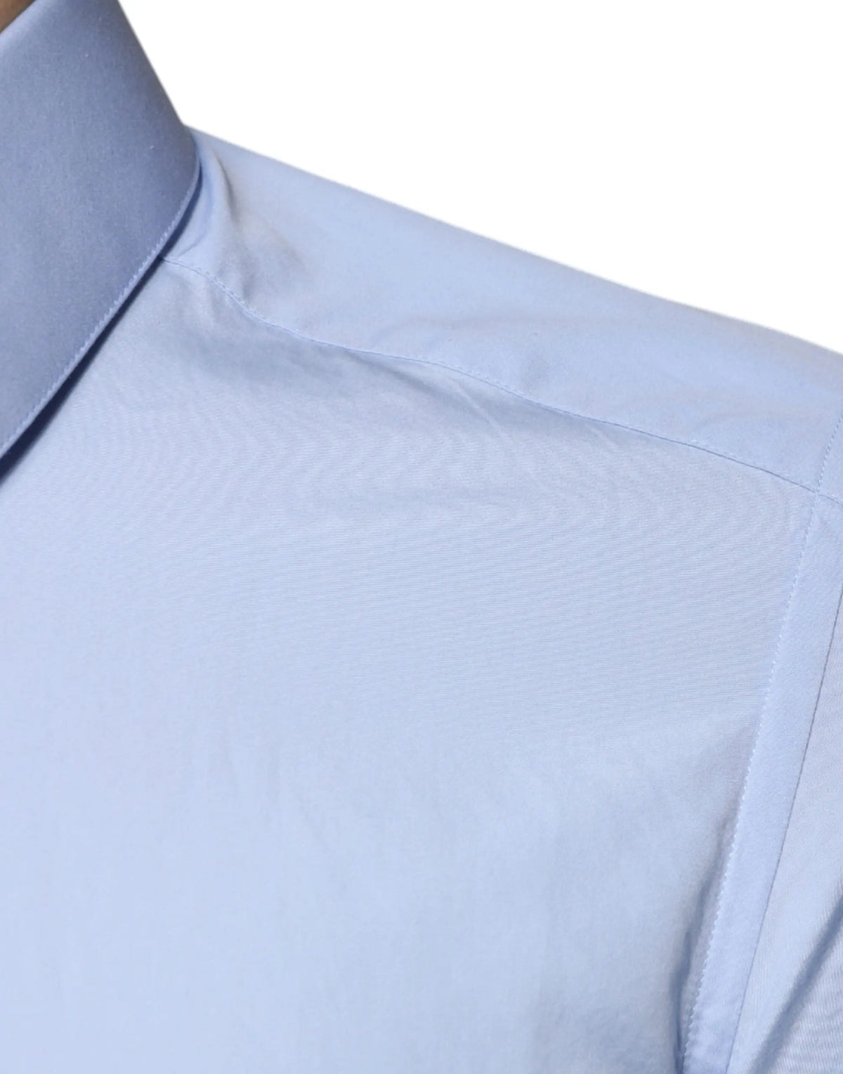 Chemise dolce & gabbana slim fit bleu clair en coton avec col taillé et tissu lisse
