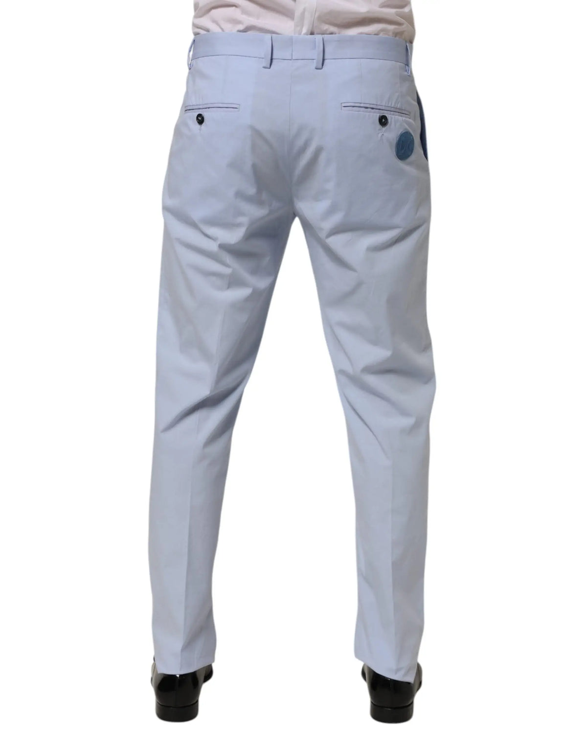 Pantalon homme dolce & gabbana bleu clair en coton stretch avec coupe droite et boutons foncés sur poches arrière