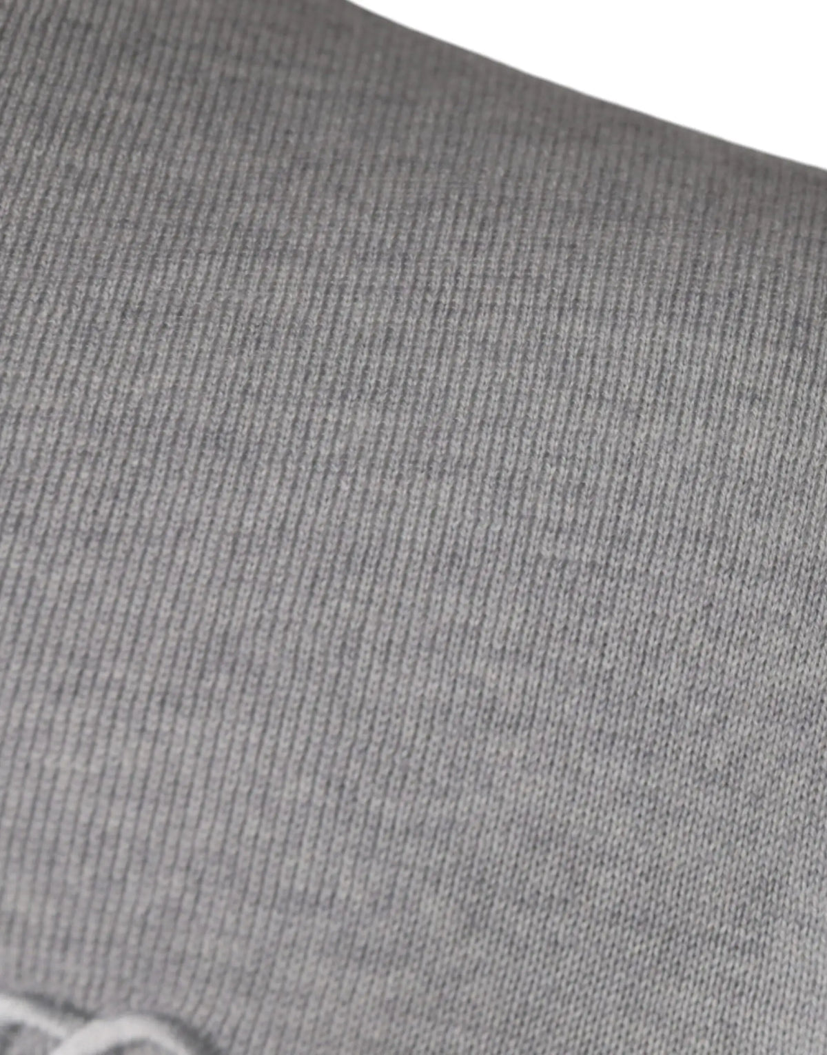 Pull à col rond en laine gris clair de dolce & gabbana en tissu maille côtelée subtilement texturé