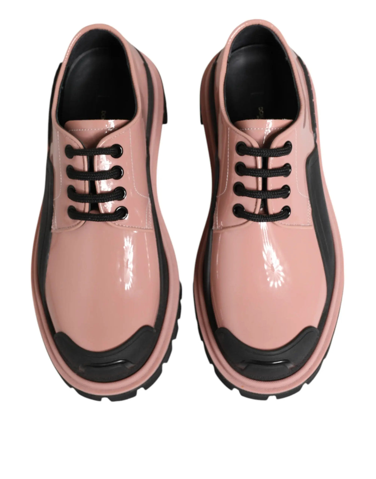 Chaussures à lacets en cuir verni rose poudré clair avec semelles noires en caoutchouc de dolce & gabbana
