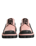 Chaussures à lacets en cuir noir et rose poudré clair dolce gabbana avec semelles épaisses et accents en caoutchouc