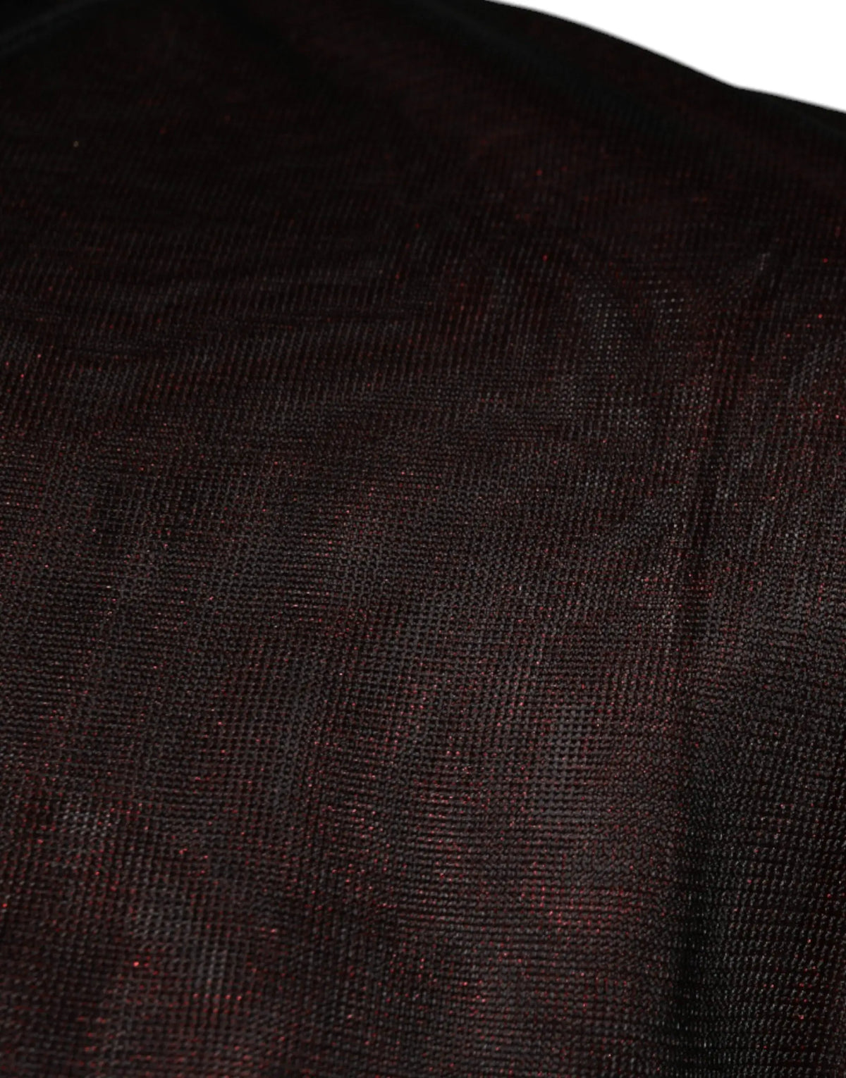 Pull-over dolce & gabbana en polyester bordeaux avec texture noire tissée subtilement visible