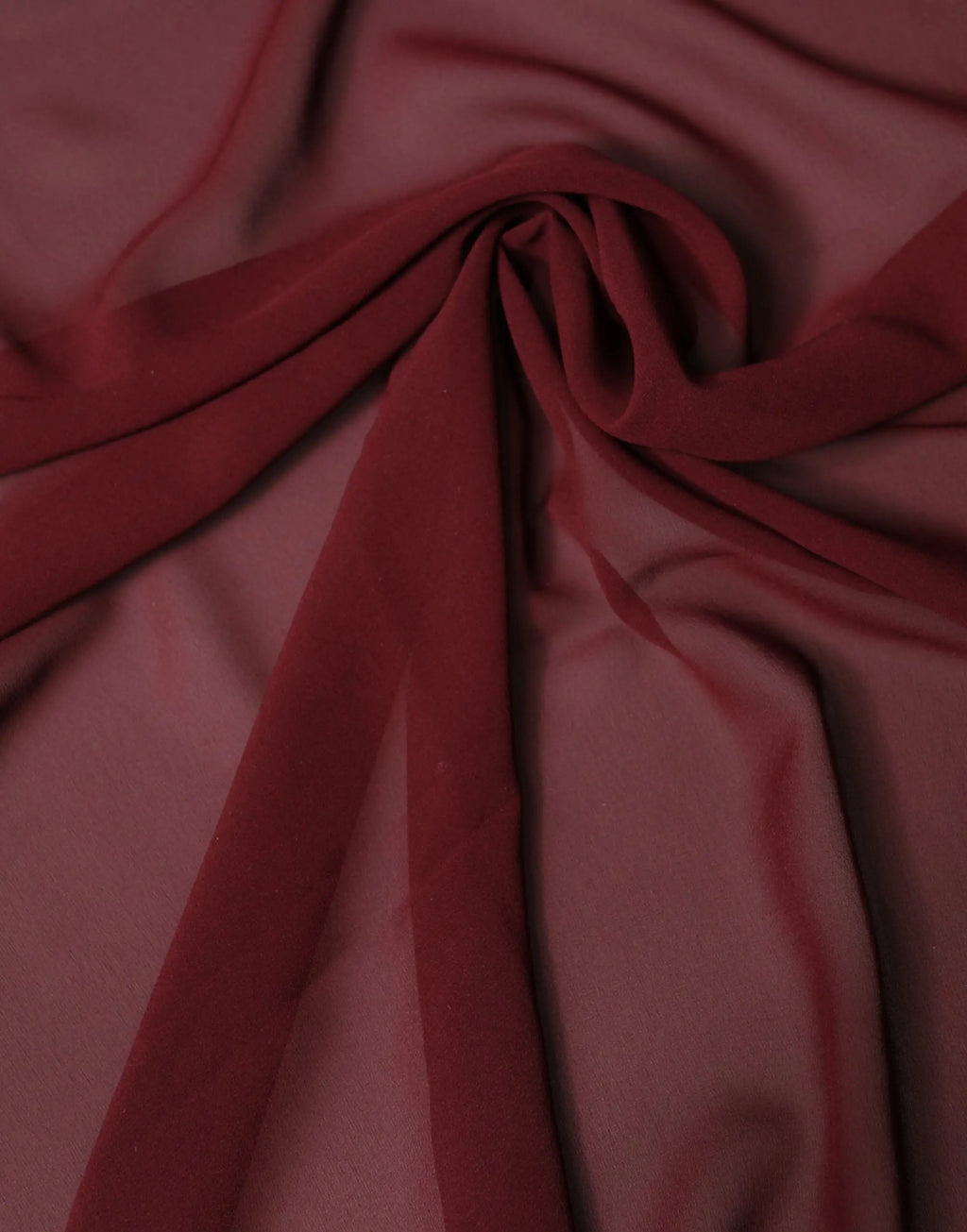 Dolce & gabbana maroon silk stole neck wrap shawl men en tissu bordeaux fluide avec texture lisse et léger éclat