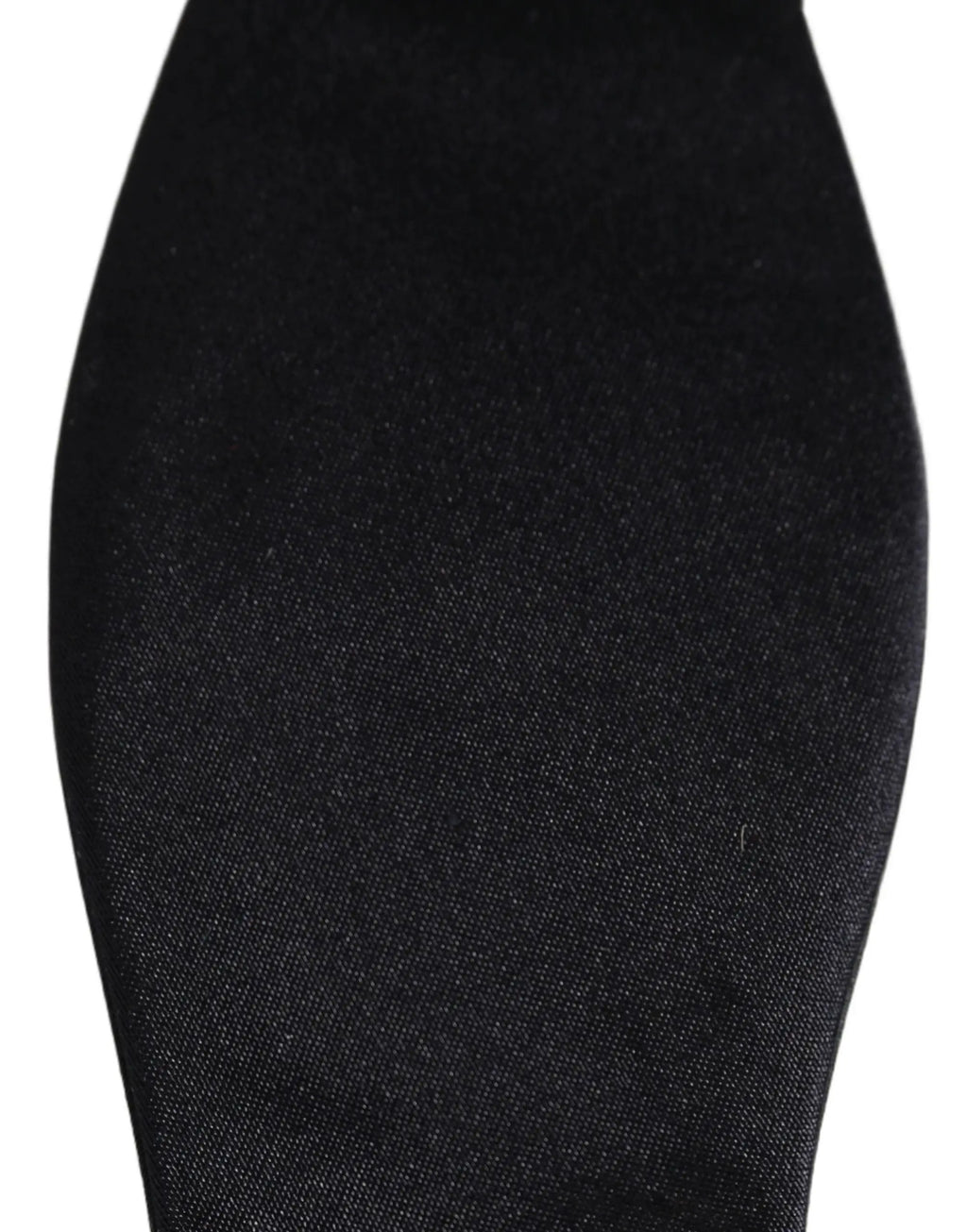 Jupe crayon en satin noir avec fini lisse et brillant associée au noeud papillon réglable bleu foncé 100 pour cent soie dolce & gabbana homme