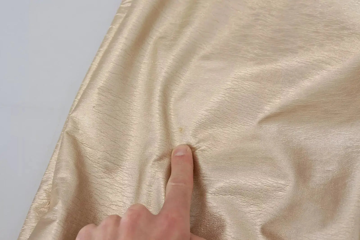 Doré métallique pantalon droit en polyester de dolce & gabbana avec tissu en satin texturé et drapé doux
