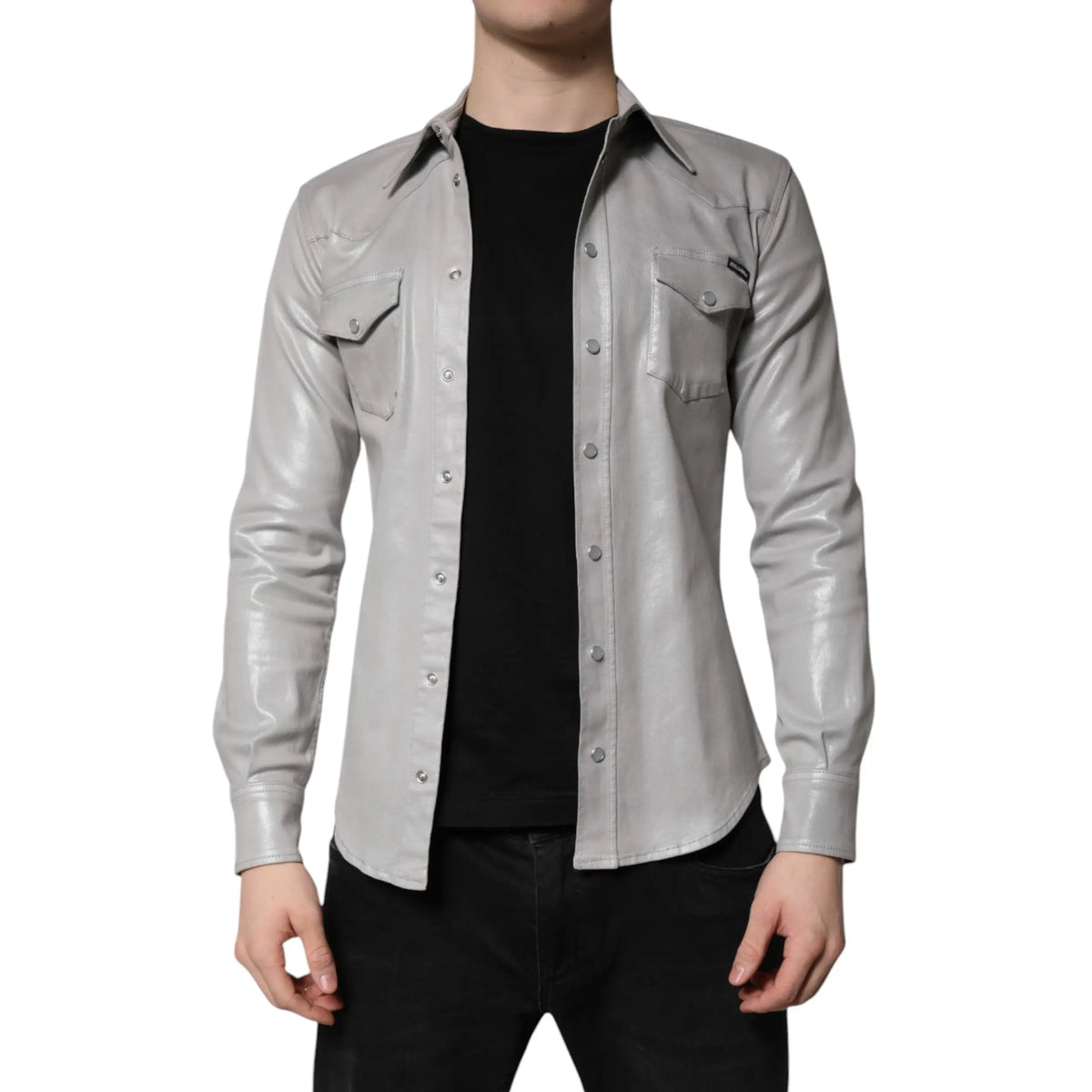 Chemise boutonnée en coton métallique gris de dolce & gabbana avec col classique et poches poitrine en cuir argenté
