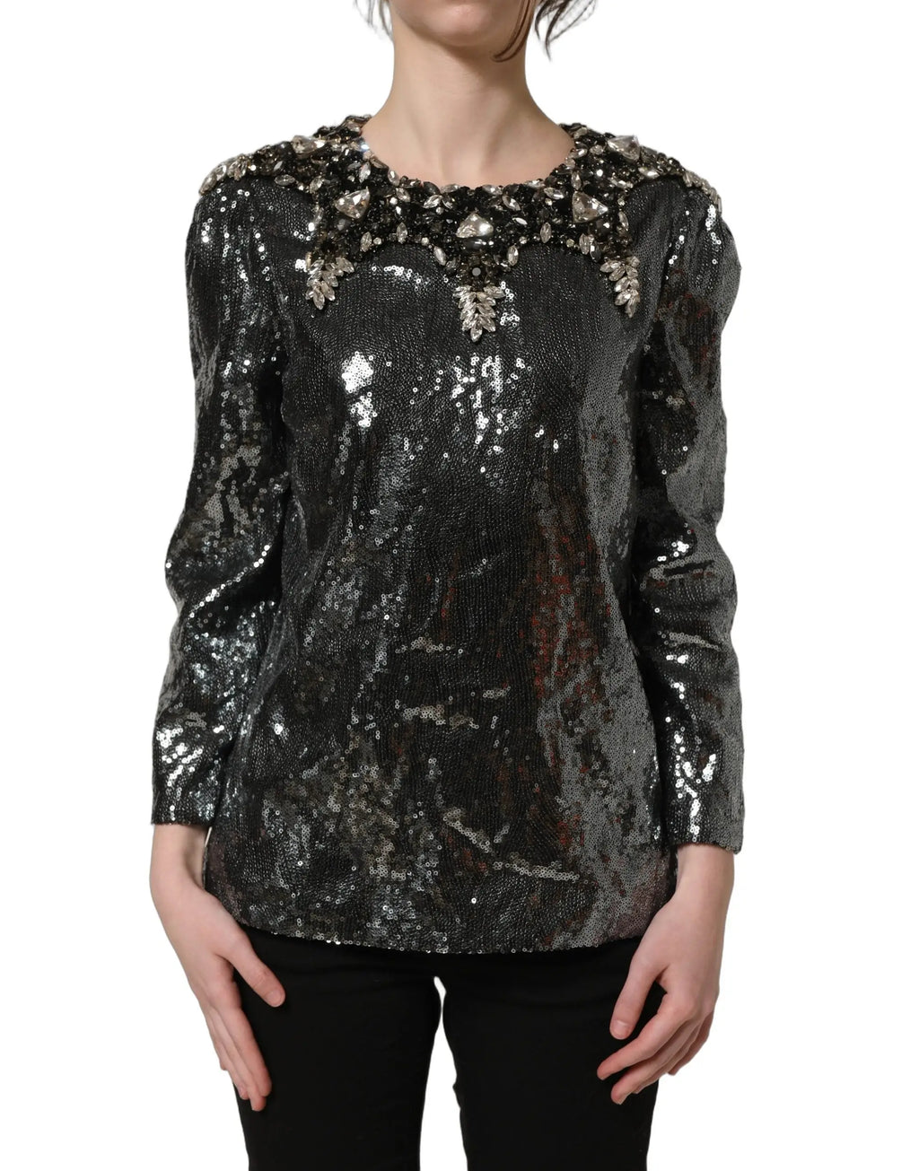 Dolce & gabbana blouse métallisée grise en sequins noirs avec embellissements argentés délicats aux épaules et col