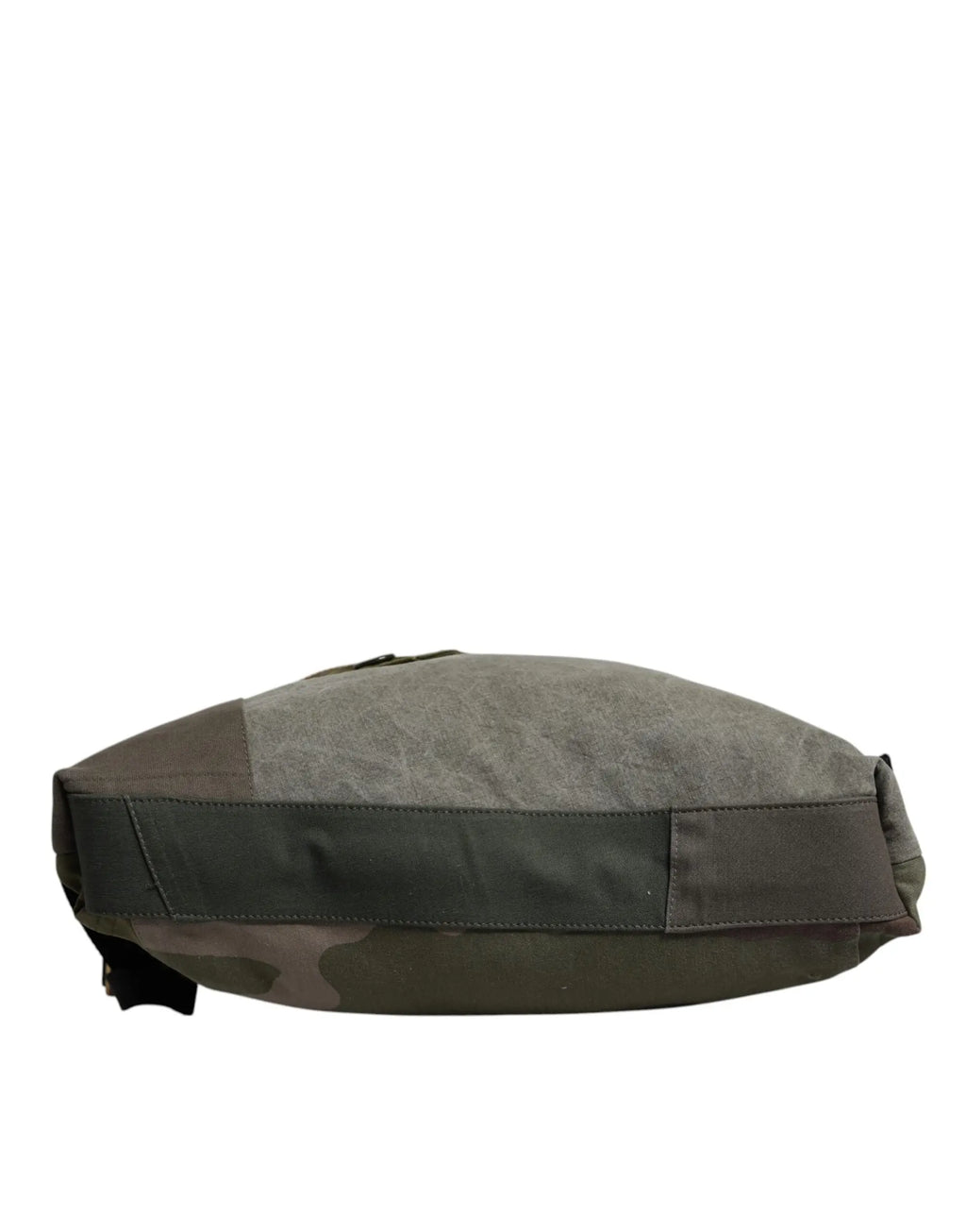 Sac bandoulière en toile camouflage vert olive dolce gabbana avec couture renforcée et strap noir ajustable