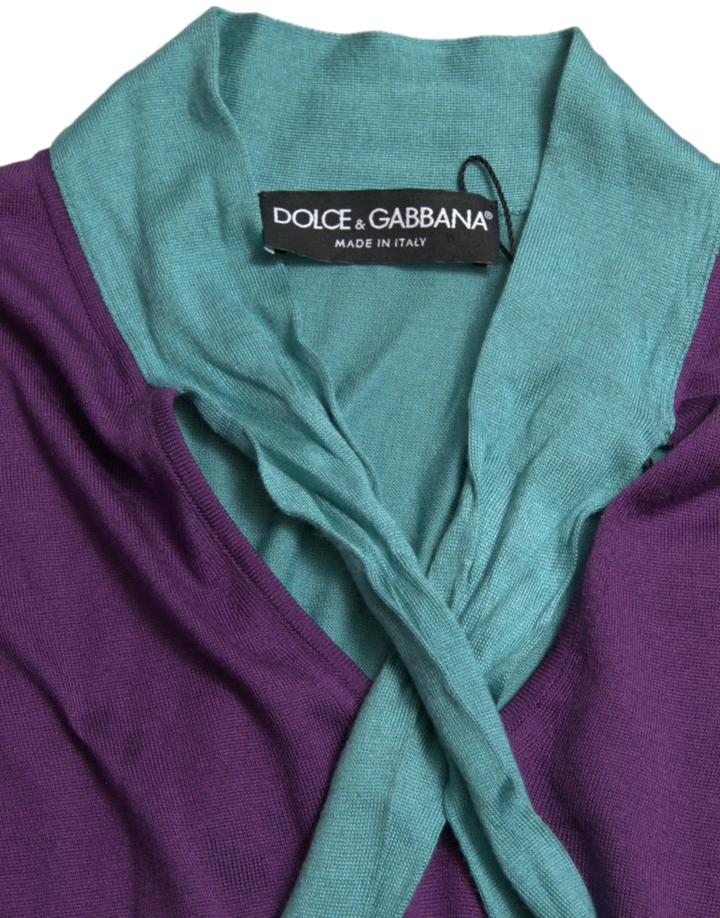 Cardigan dolce & gabbana multicolore en maille douce avec design color block teal et violet profond et fermeture noeud