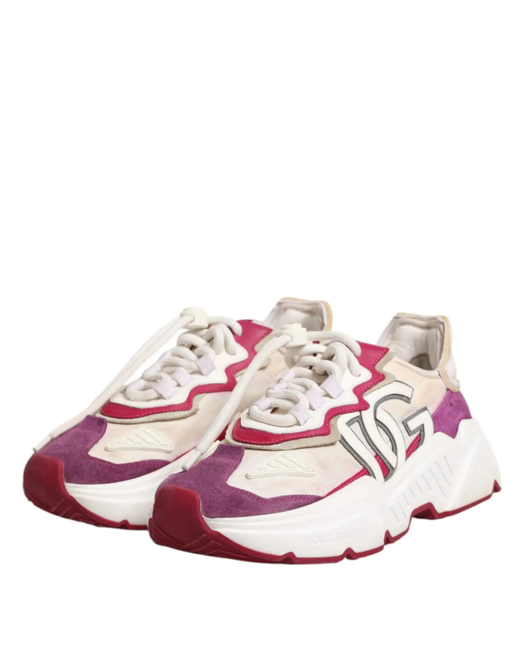 Baskets basses dolce & gabbana multicolores avec semelle épaisse blanches et violettes et logo ugg argenté sur le côté