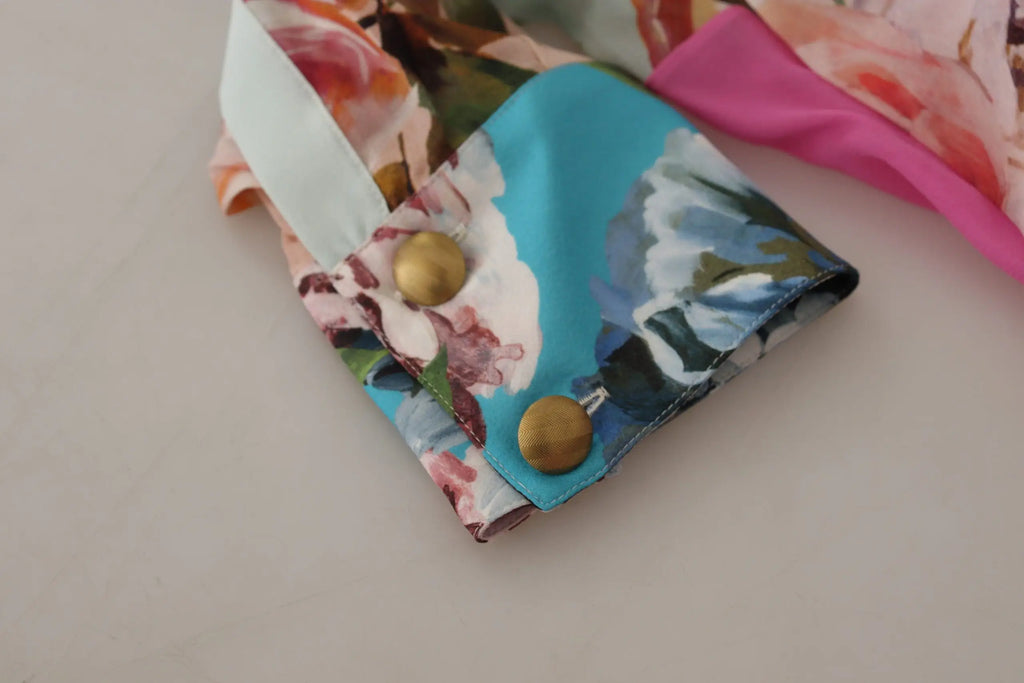 Manche bleu vif à motif floral avec boutons dorés sur blouse dolce & gabbana col ascot patchwork multicolore
