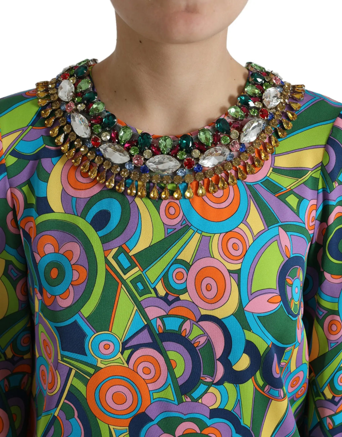Robe midi dolce & gabbana en soie multicolore avec imprimé géométrique vibrant et col orné de cristaux sur métal doré