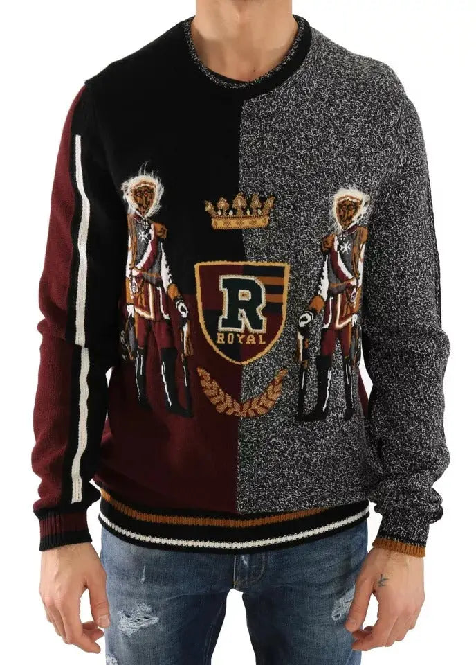 Dolce gabbana pull homme en laine cachemire tricolore à design bicolore avec figures royales brodées et blason central