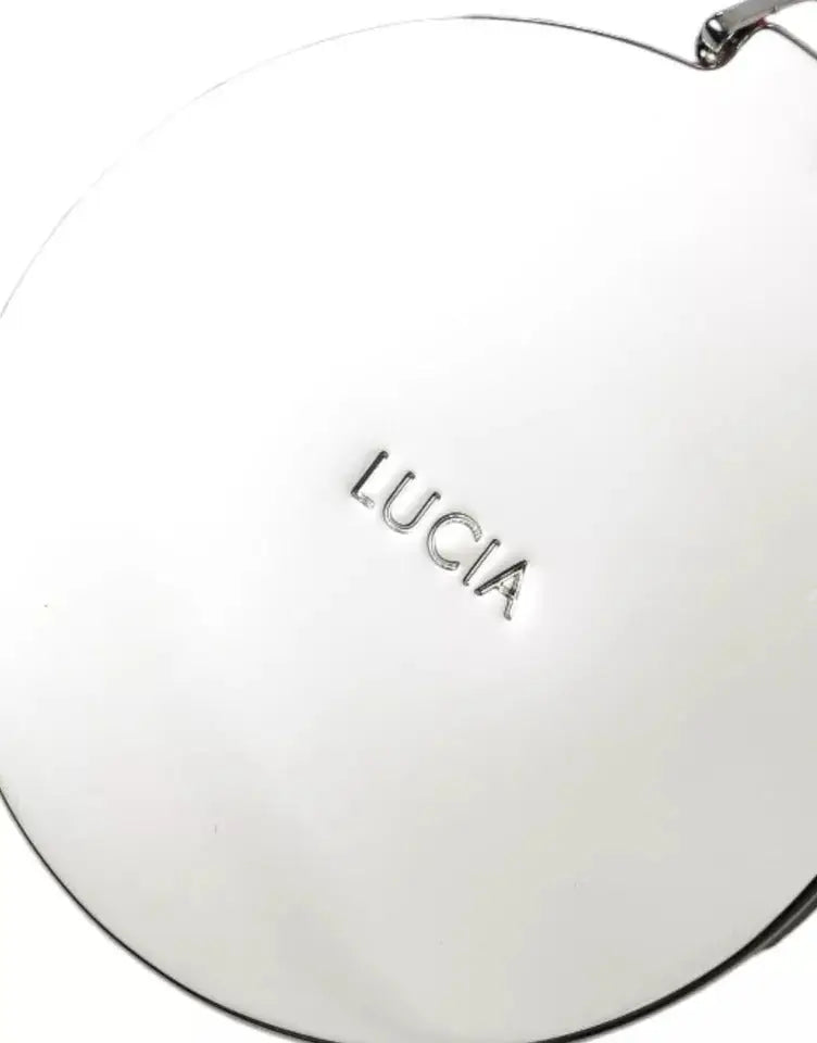 Un miroir compact blanc circulaire élégant avec le nom de la marque lucia gravé subtilement pour sac épaule en cuir multicolore dolce & gabbana lucia