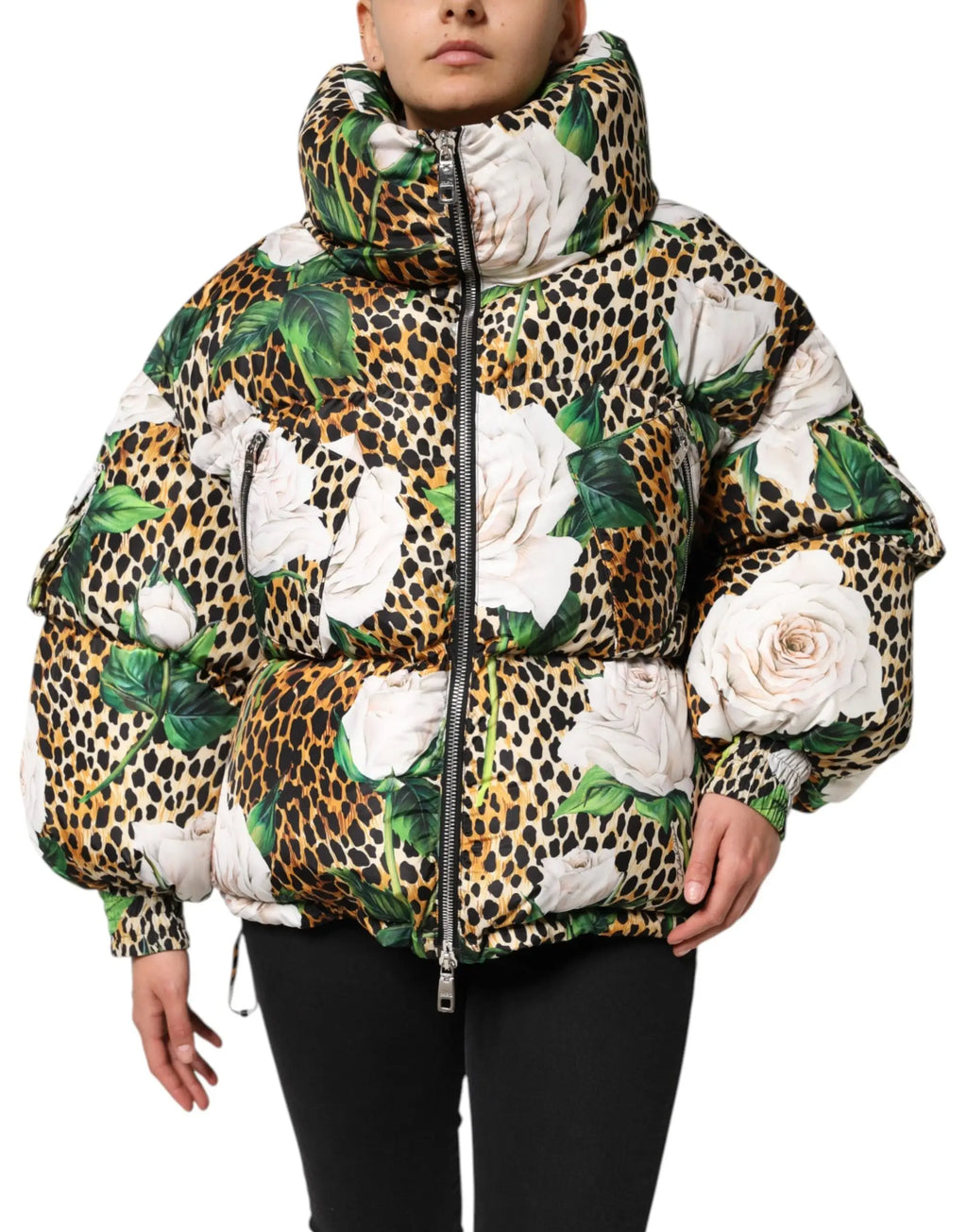 Veste matelassée dolce & gabbana multicolore à col montant avec imprimé léopard et grandes roses blanches avec feuilles vertes