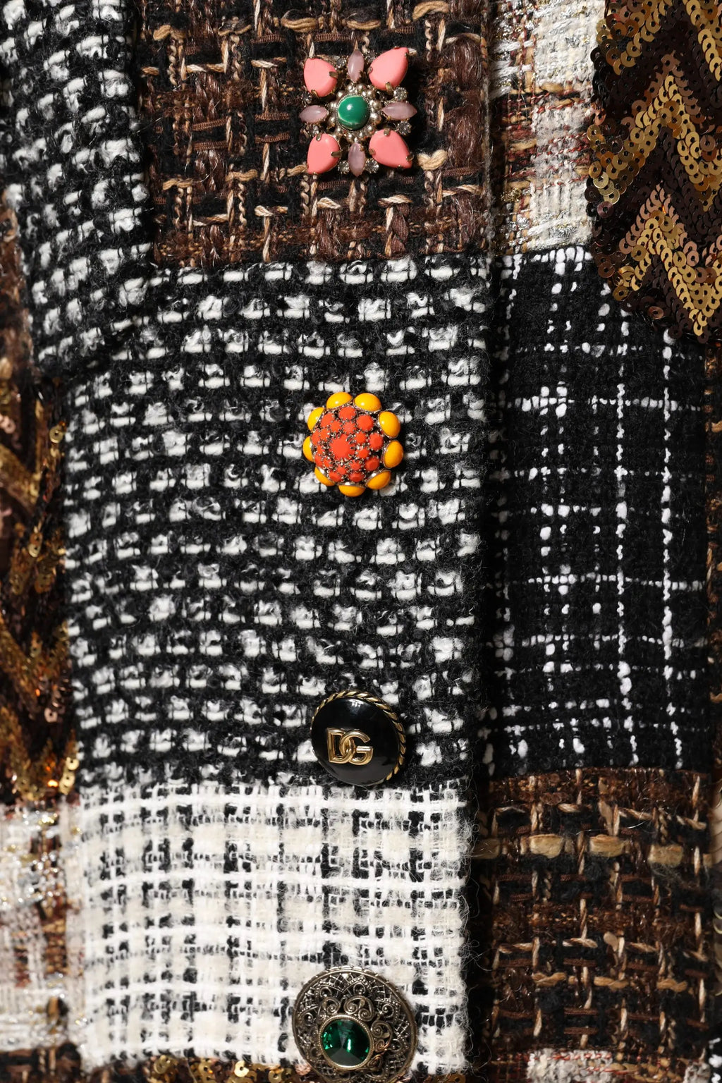 Veste dolce & gabbana multicolore à boutons fleuris embellis en tweed noir et blanc