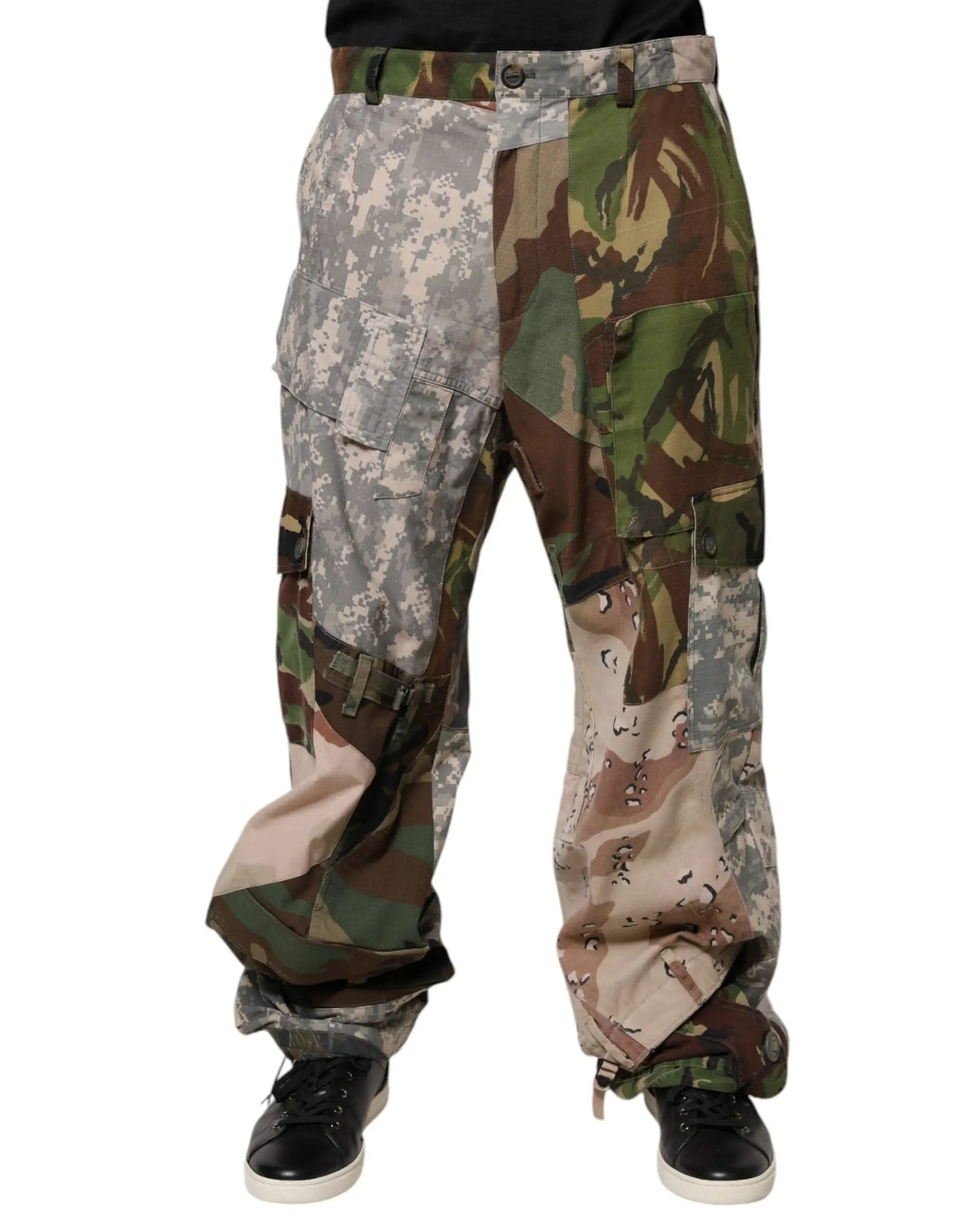 Pantalon cargo dolce & gabbana avec design patchwork multicolore camouflage digital gris, woodland vert et désert tan