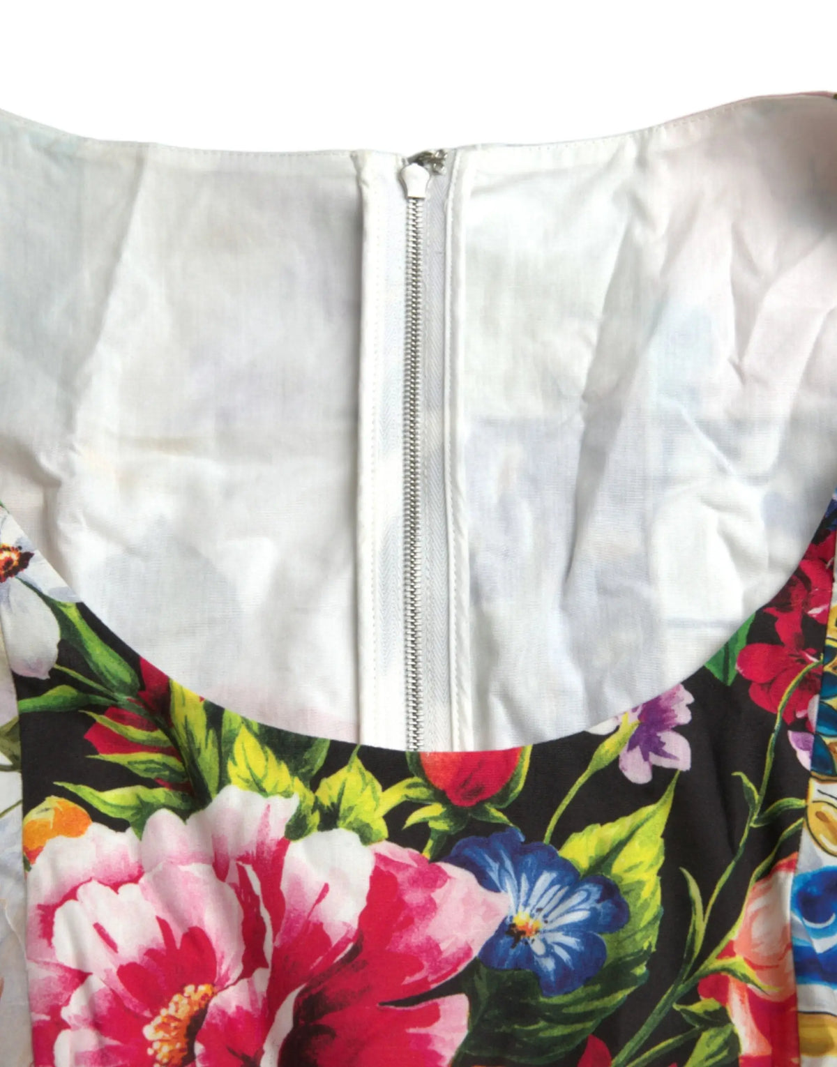 Dos de robe mini droite en coton dolce & gabbana patchwork multicolore avec fleurs roses bleues rouges et fermeture éclair blanche