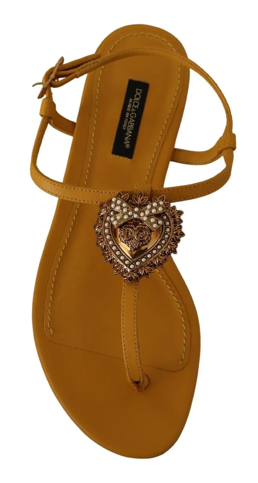 Sandales plates dolce & gabbana devotion en cuir moutarde avec ornement cœur métallique orné de perles