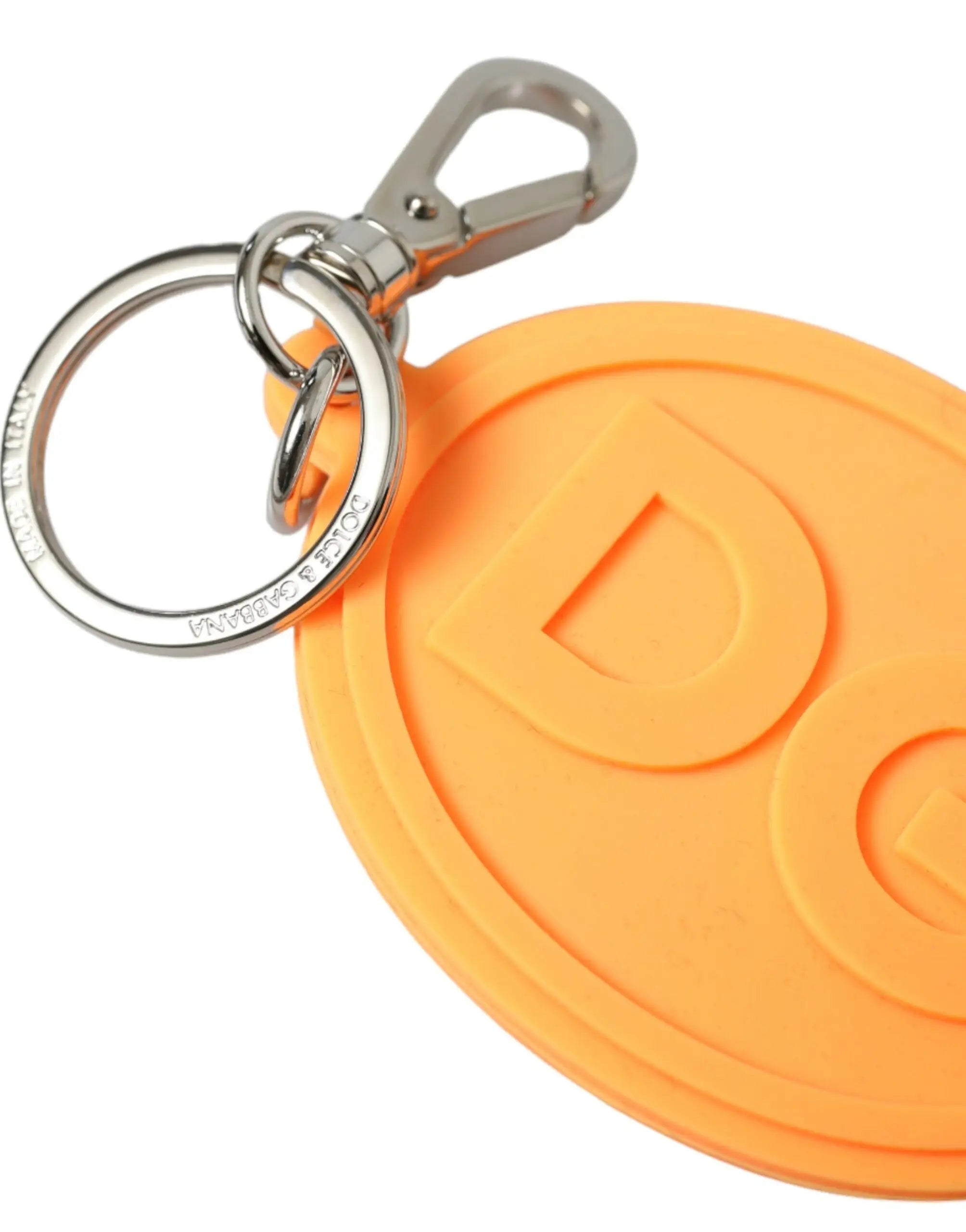 Porte-clés dolce & gabbana orange en silicone avec logo dg en caoutchouc et attache en métal argenté en laiton
