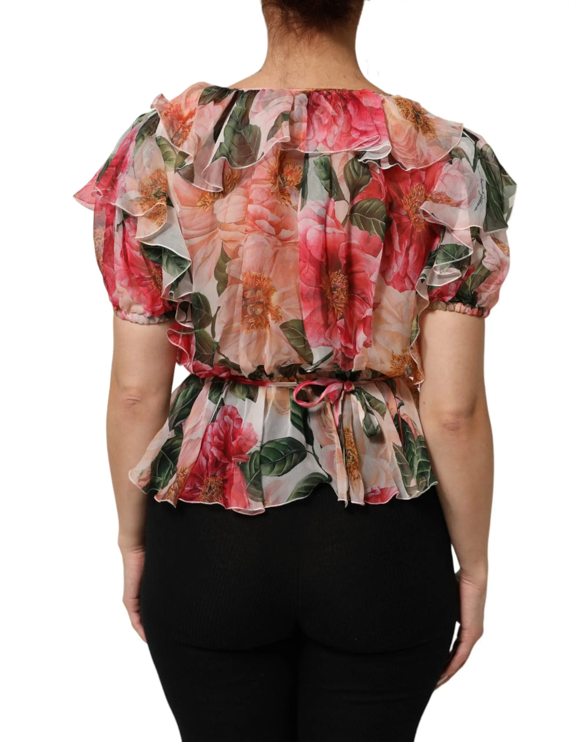 Dolce & gabbana blouse en soie à imprimé camélias roses avec manches volantées et ceinture nouée