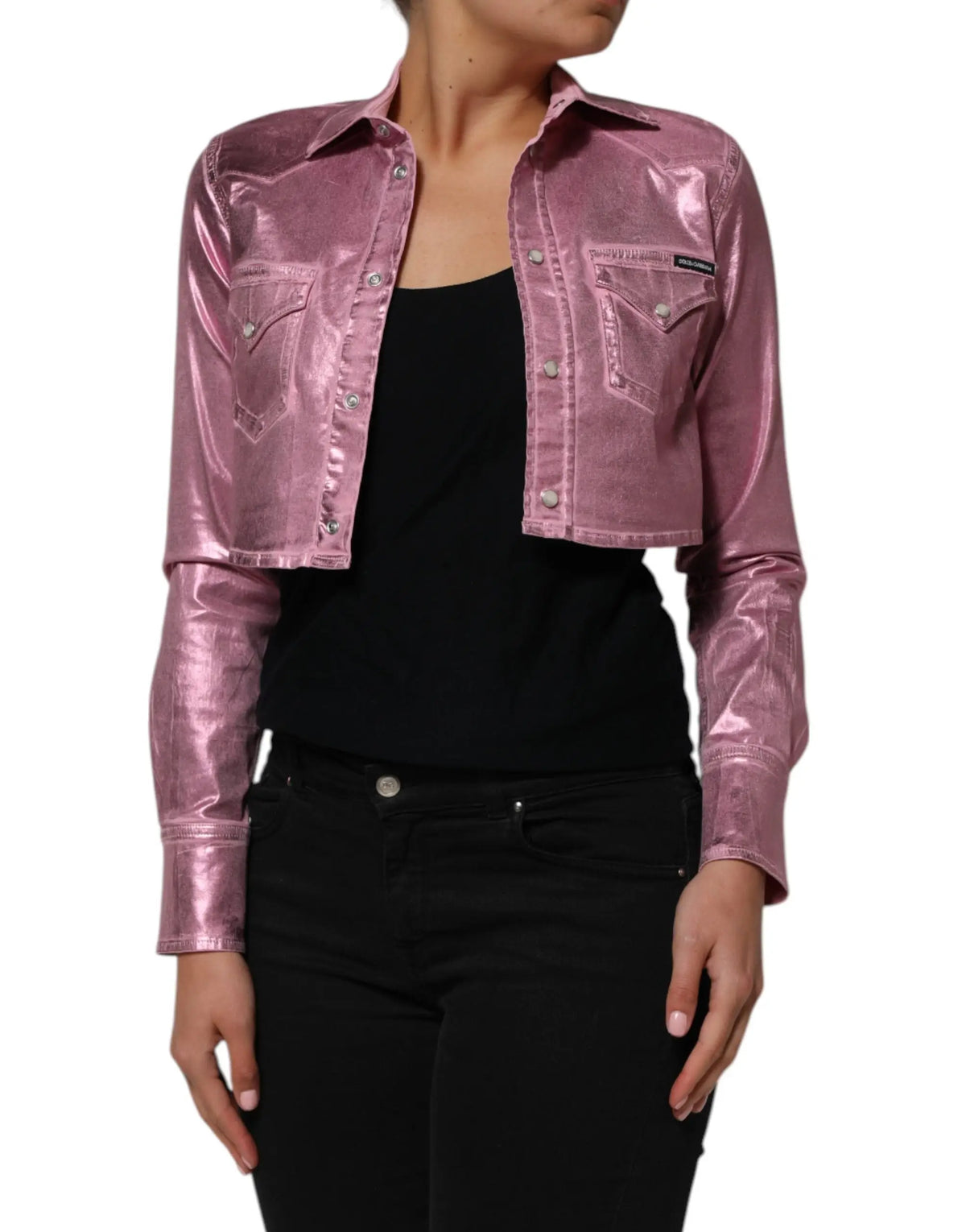 Veste courte en denim métallisé rose scintillant avec boutons argentés et col classique dolce gabbana en coton stretch