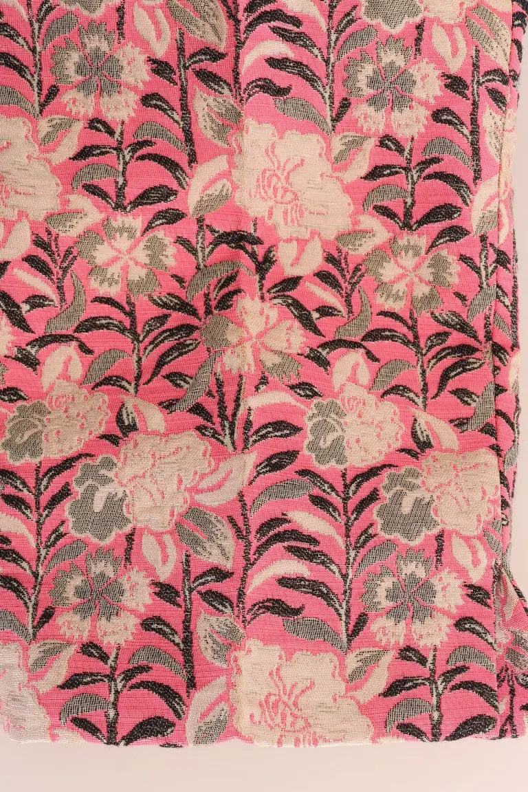 Dolce & Gabbana pantalon capri en brocart rose vif à motif floral crème et gris avec tiges noires