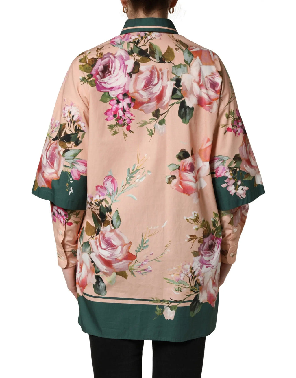 Blouse en coton dolce & gabbana rose avec motif floral de roses roses et feuilles vertes et bordure vert foncé